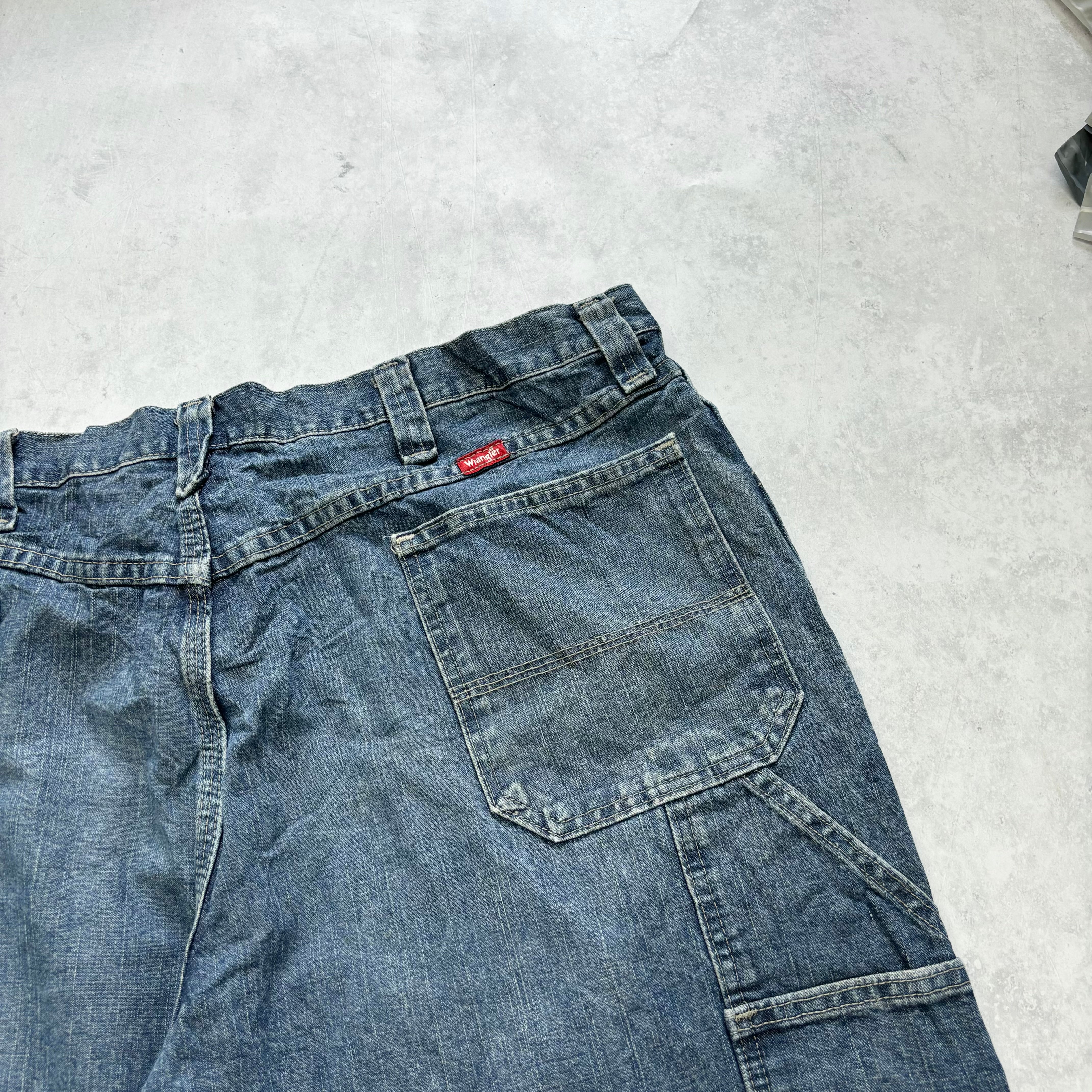 Vintage Wrangler Jorts W40 Mens Denim Shorts Mid Blue Baggy Relaxed Carpenter