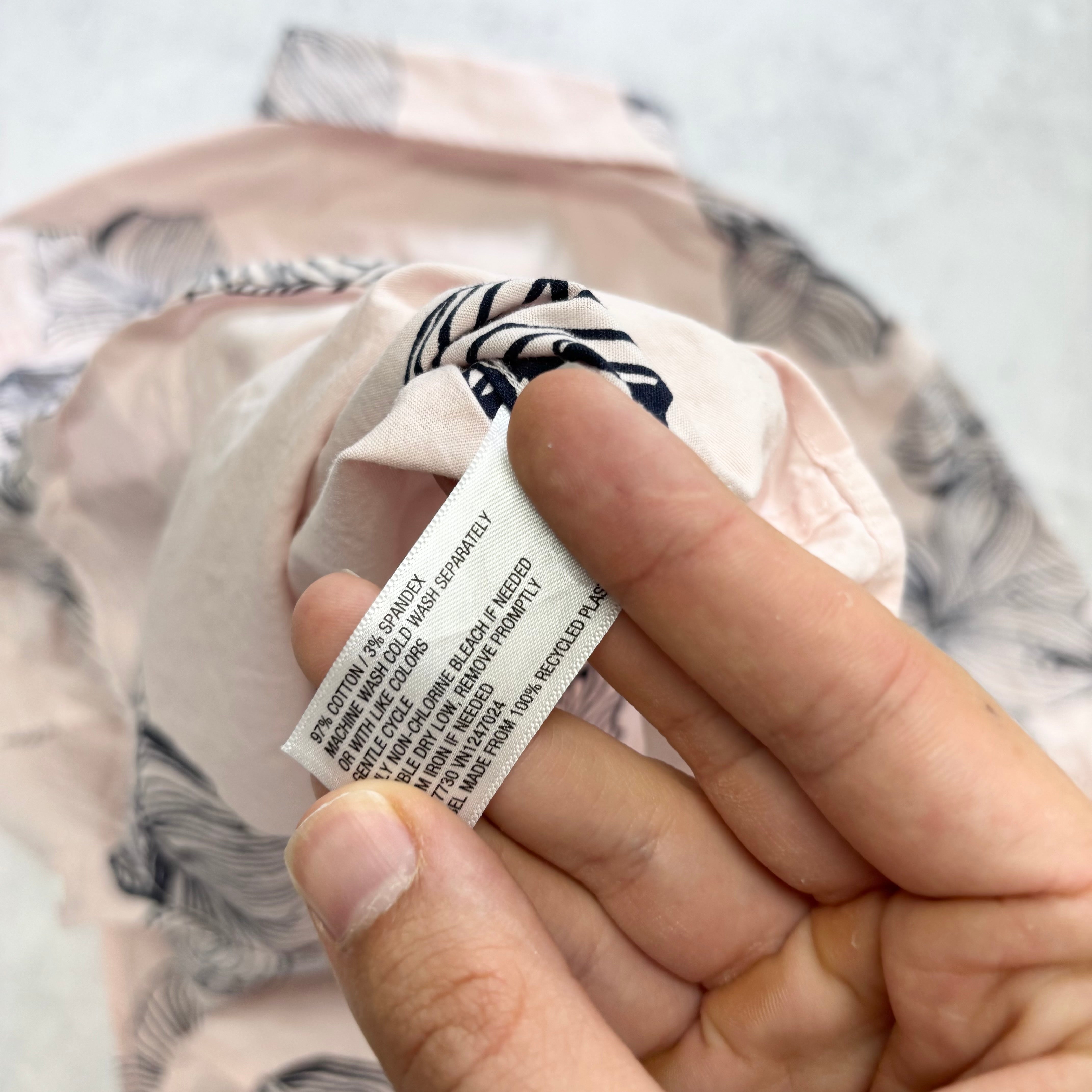 Hawaiian Shirt Mens XL Pink Floral Aloha Short Sleeve Slim Fit Cotton (E)