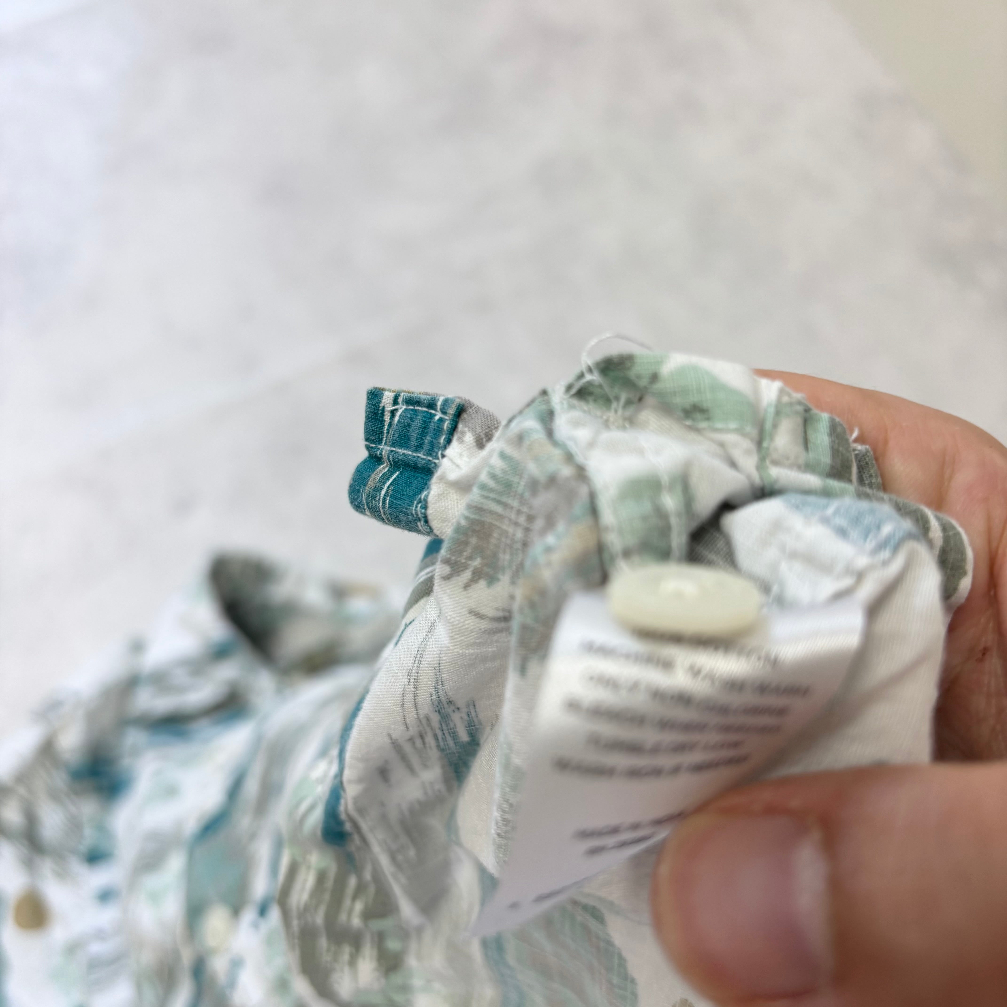 Hawaiian Shirt Mens Small White Aloha Floral Short Sleeve Cotton (E)