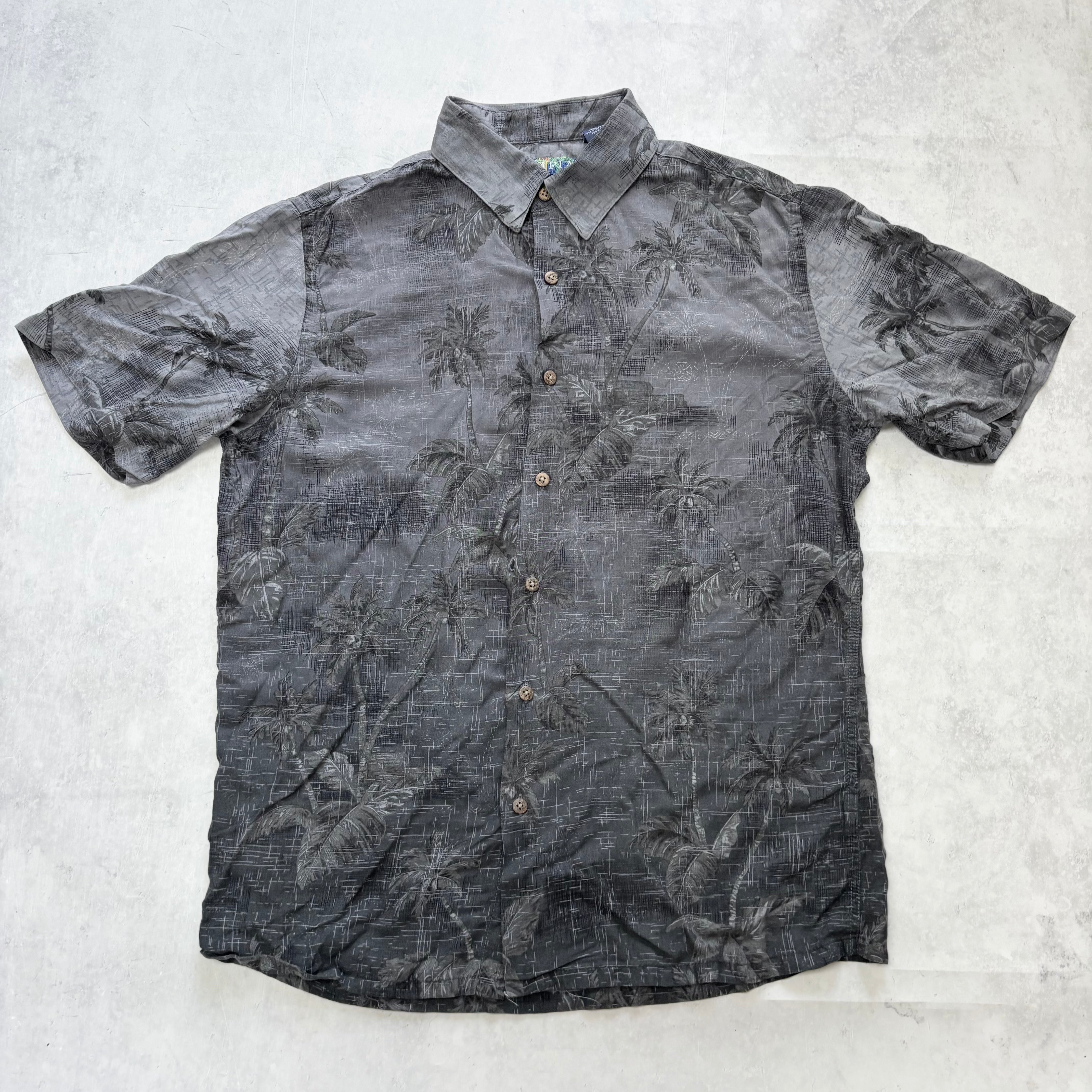 Hawaiian Shirt Mens Medium Grey Floral Aloha Short Sleeve Rayon