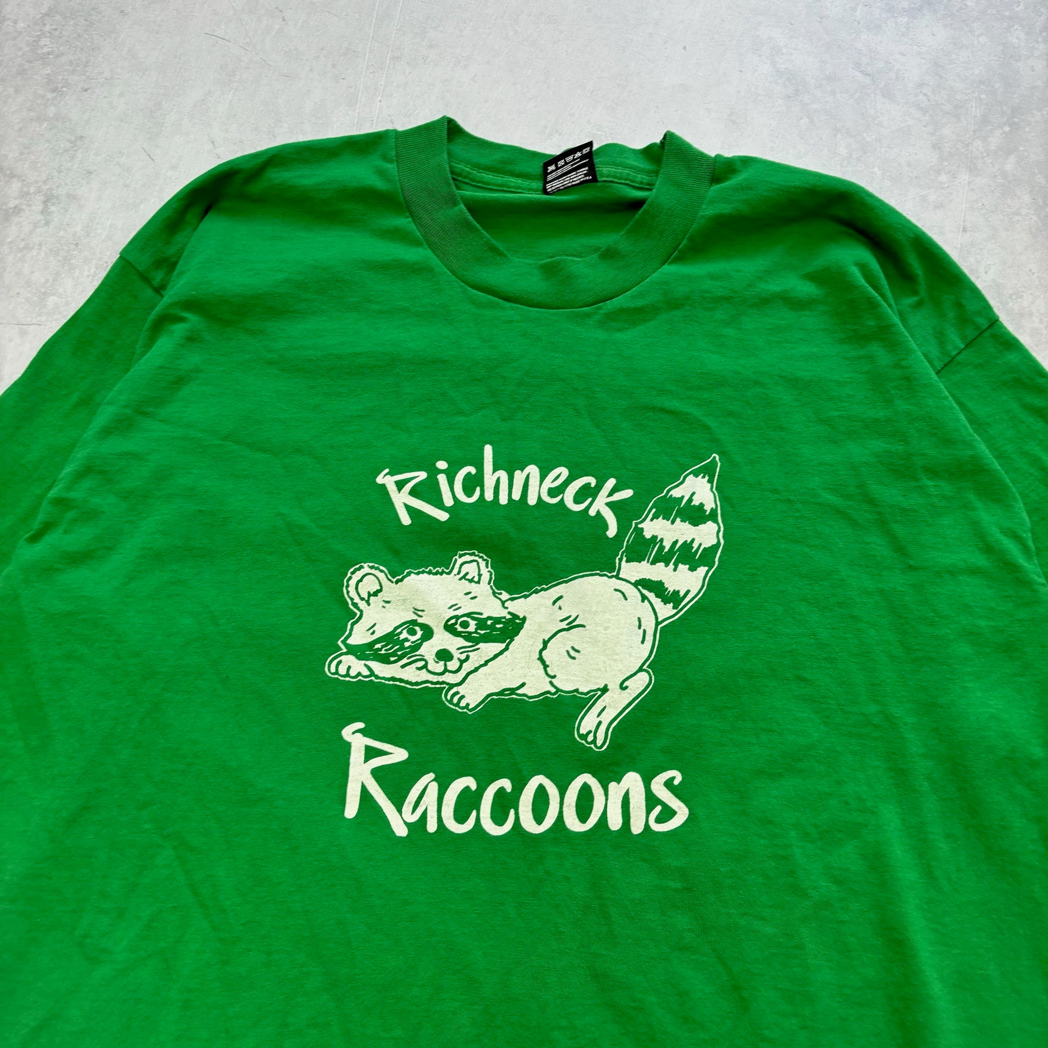 Vintage T Shirt Mens XL Green Single Stitch Graphic Print 90s USA Racoon