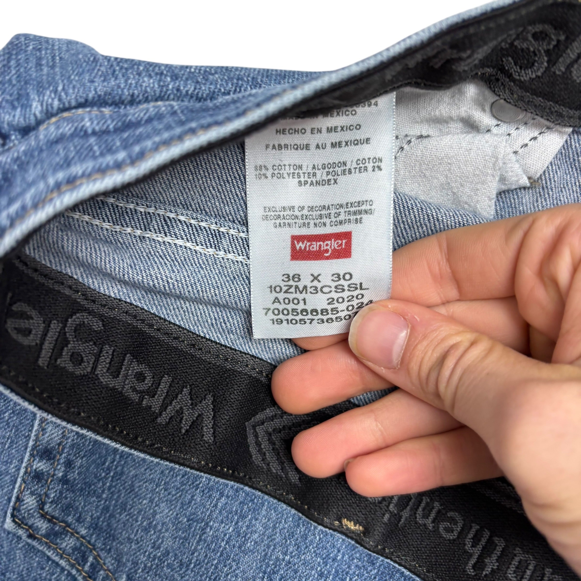 Wrangler Jeans W36 L30 Mens Mid Blue Relaxed Straight Fit Stretch Denim (F)