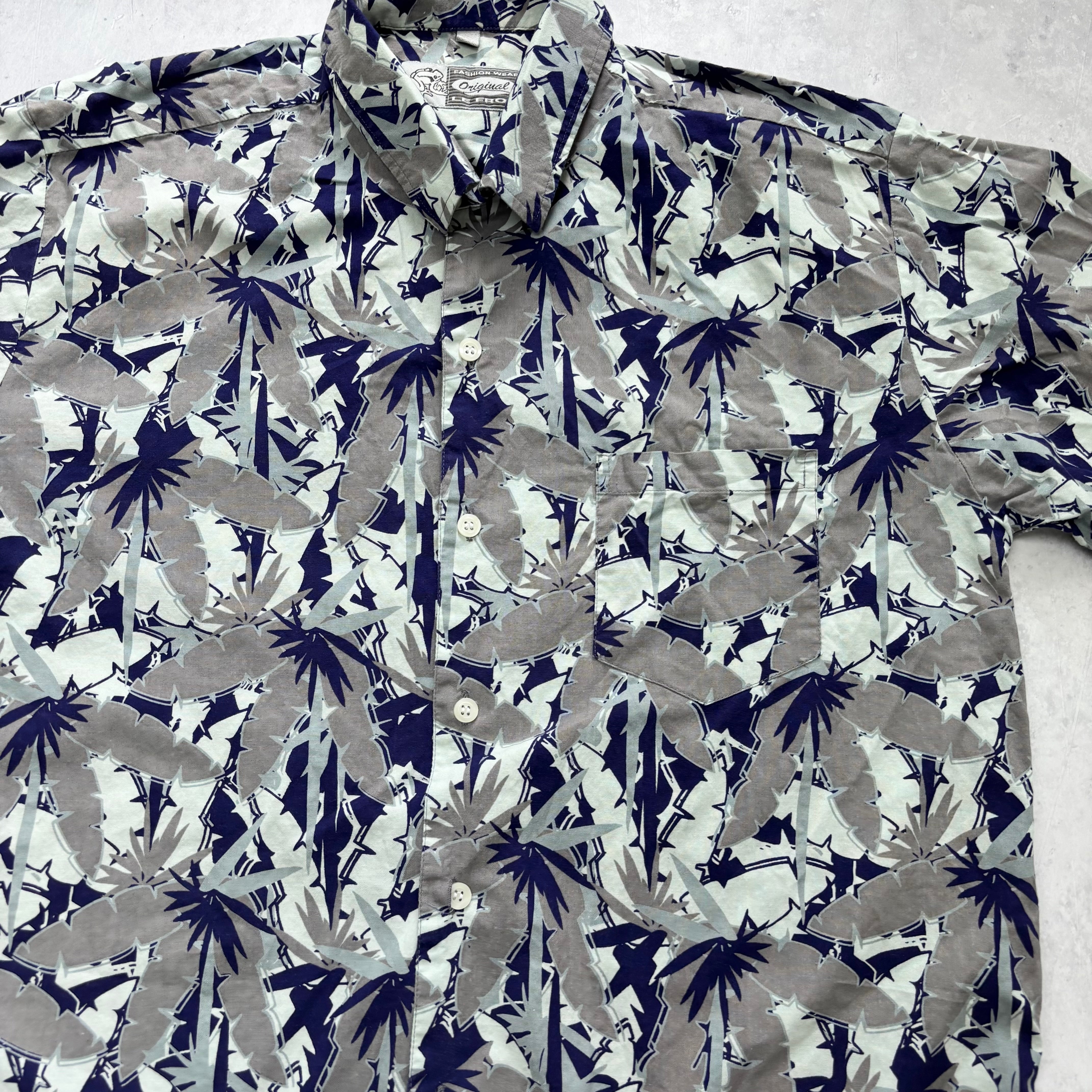 Vintage Hawaiian Shirt Mens Small Grey Floral Aloha Short Sleeve Cotton (E)