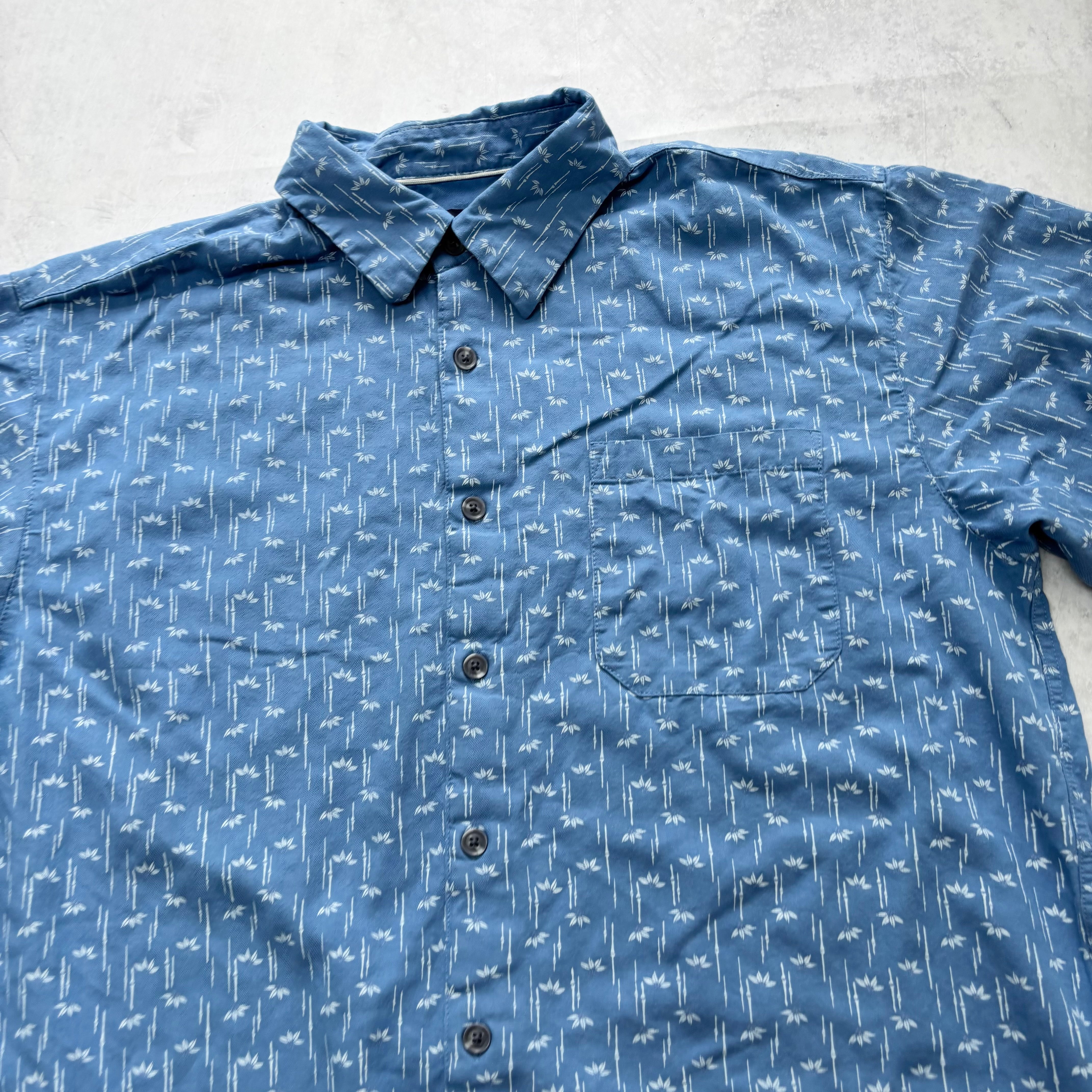 Vintage Hawaiian Shirt Mens Large Blue Silk Blend Floral Aloha Short Sleeve (E)