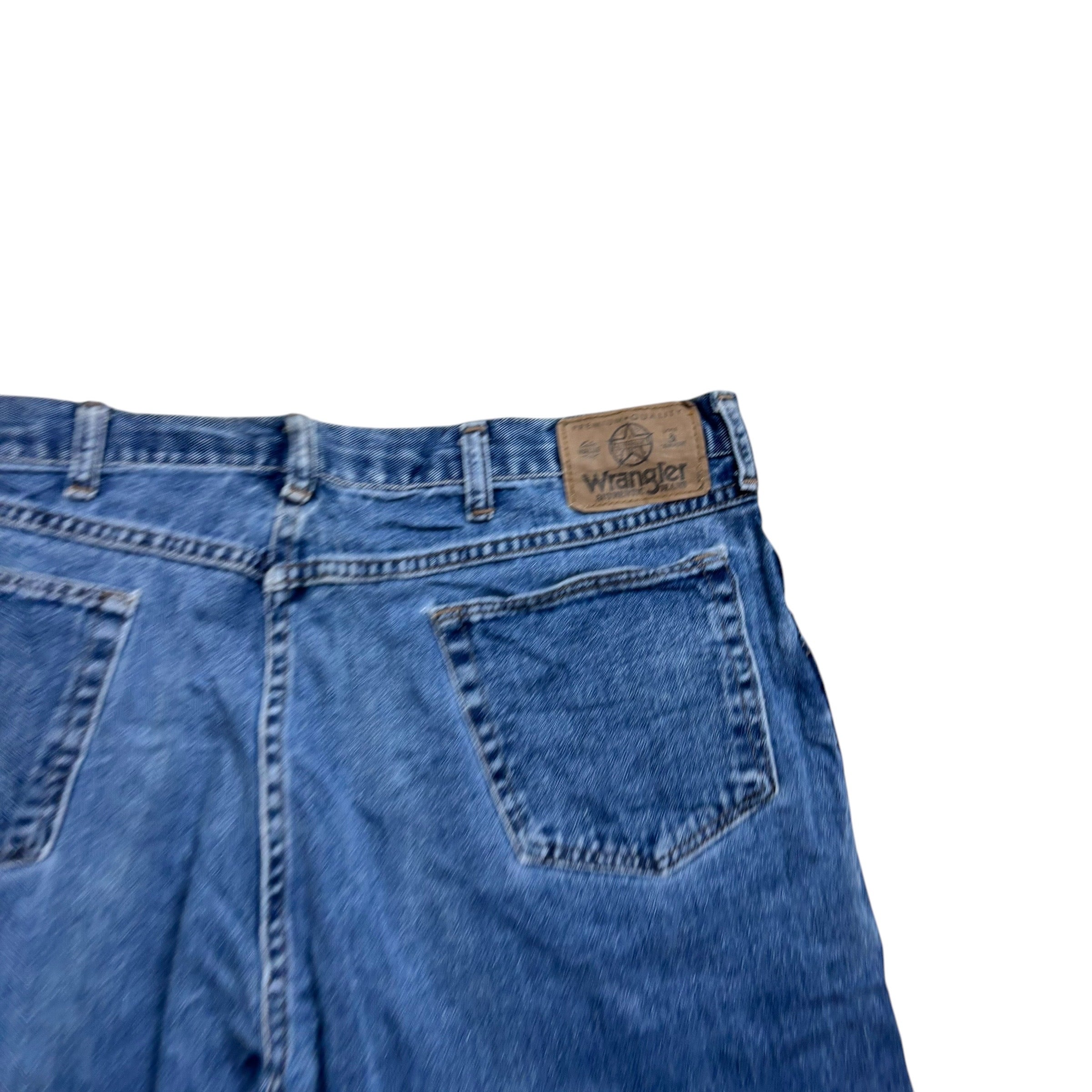 Vintage Wrangler Jorts W36 Mens Denim Shorts Mid Blue Regular Fit USA Made