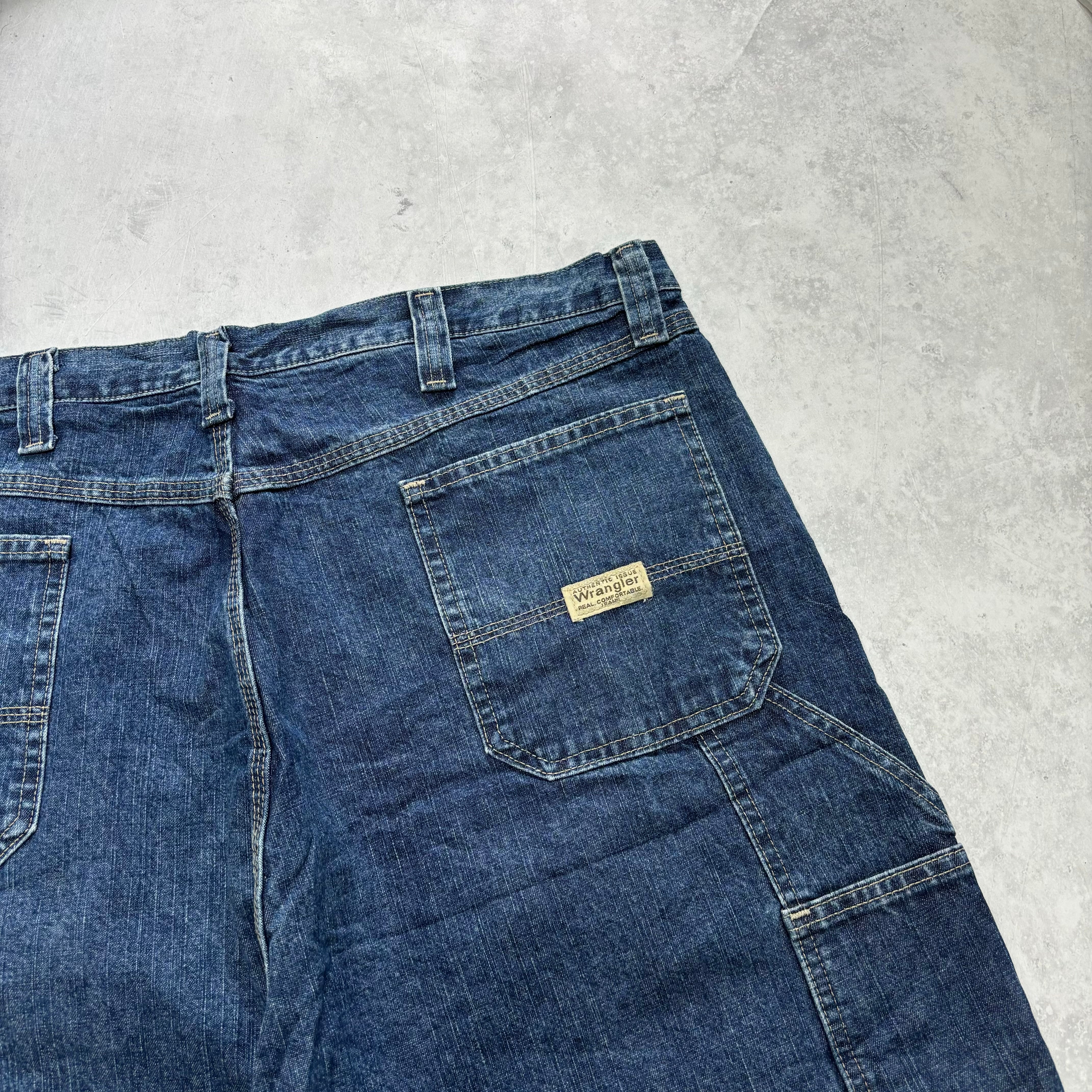 Vintage Wrangler Jorts W40 Mens Denim Shorts Dark Blue Baggy Relaxed Carpenter