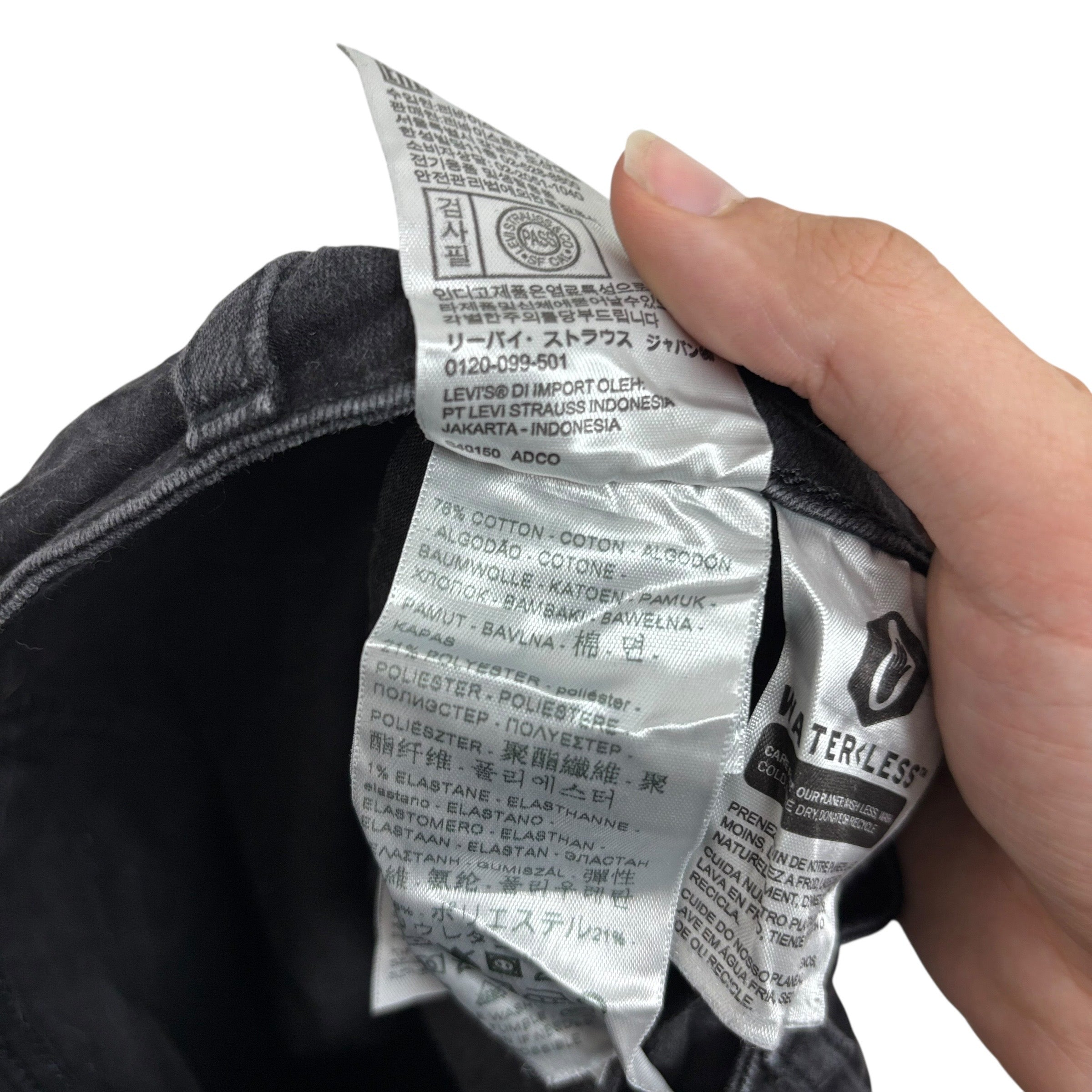 Levis 721 Jeans W23 L32 Womens High Rise Skinny Black Stretch Denim