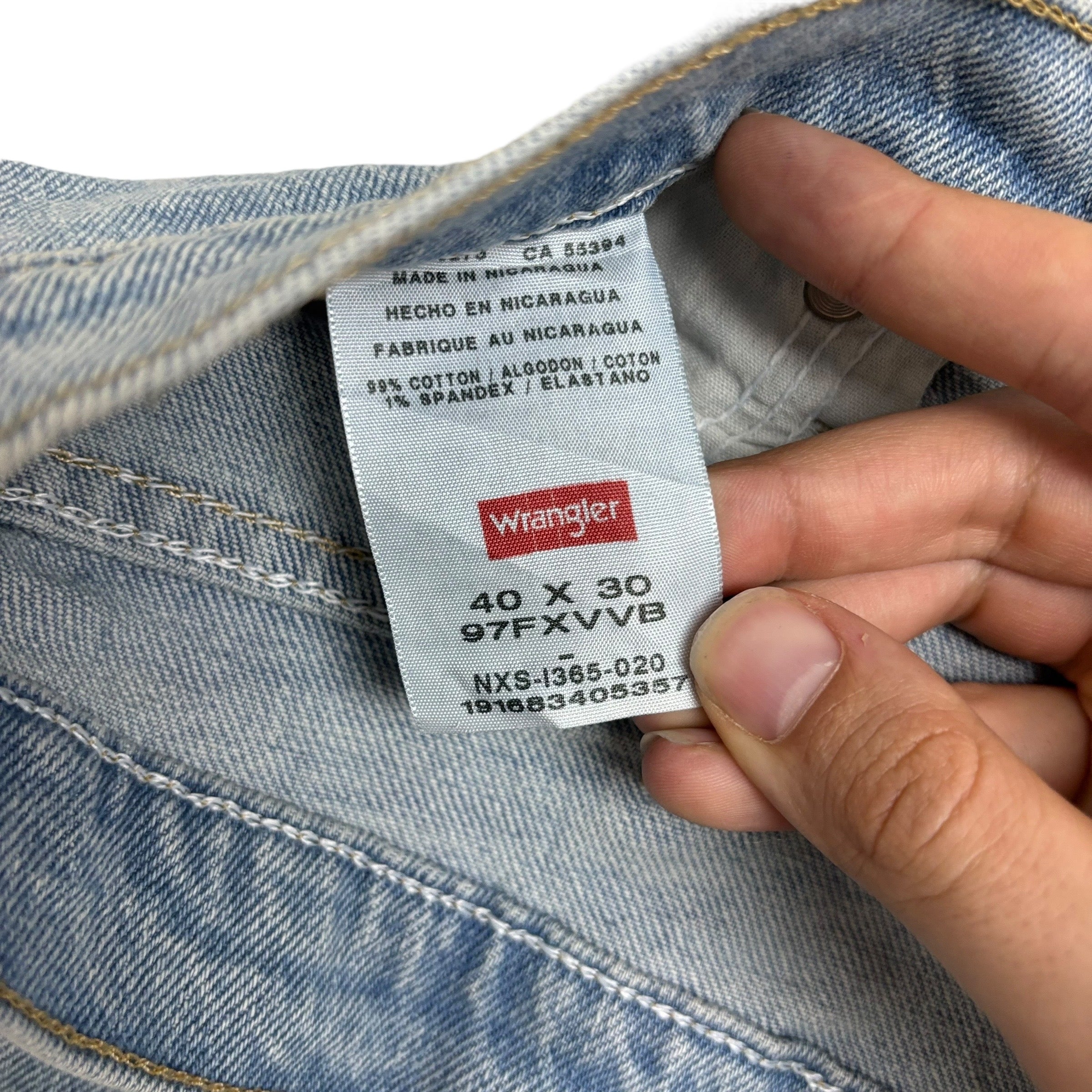 Wrangler Jeans W40 L30 Mens Light Blue Relaxed Straight Fit Stretch Denim