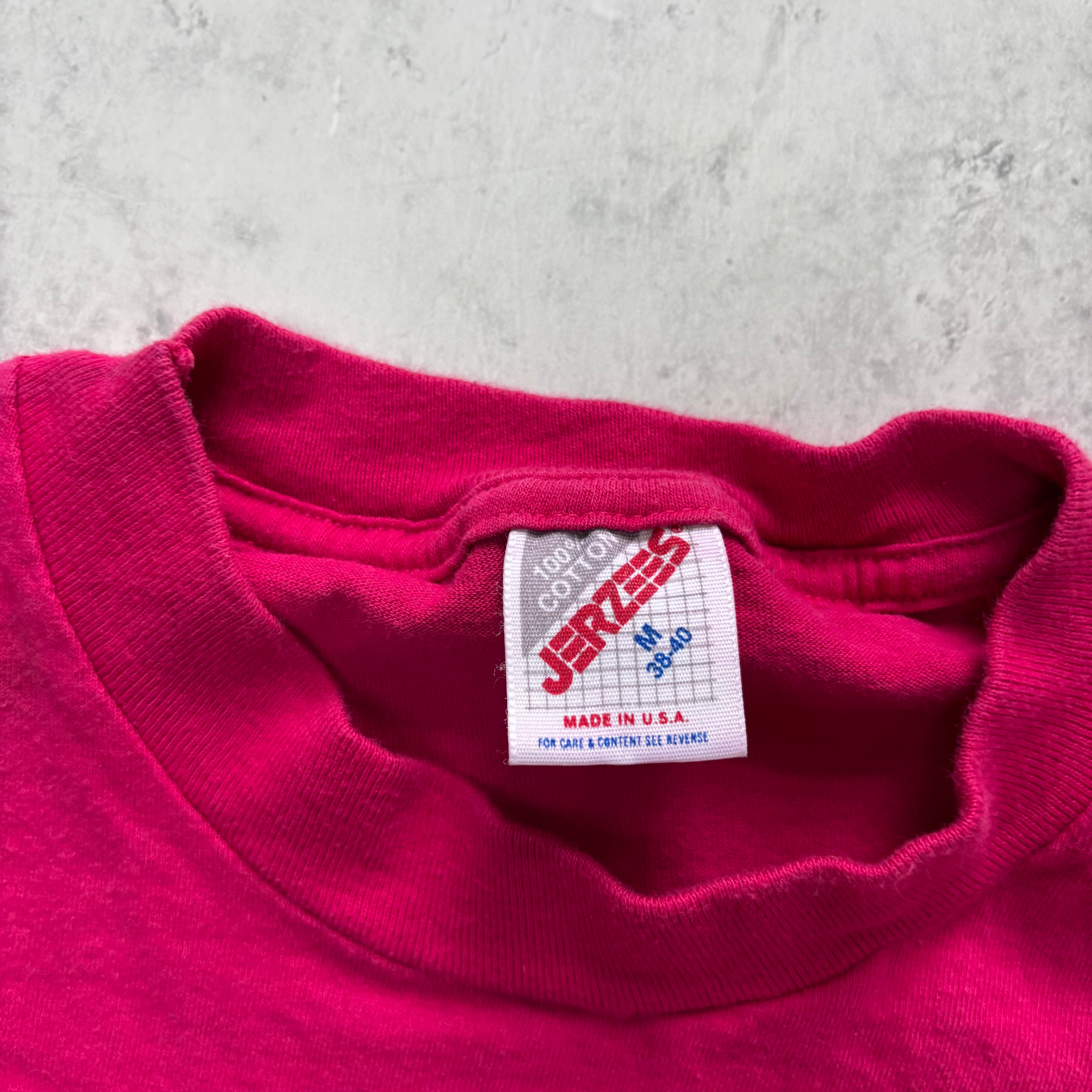 Vintage T Shirt Mens Small Pink Single Stitch Graphic Print 90s