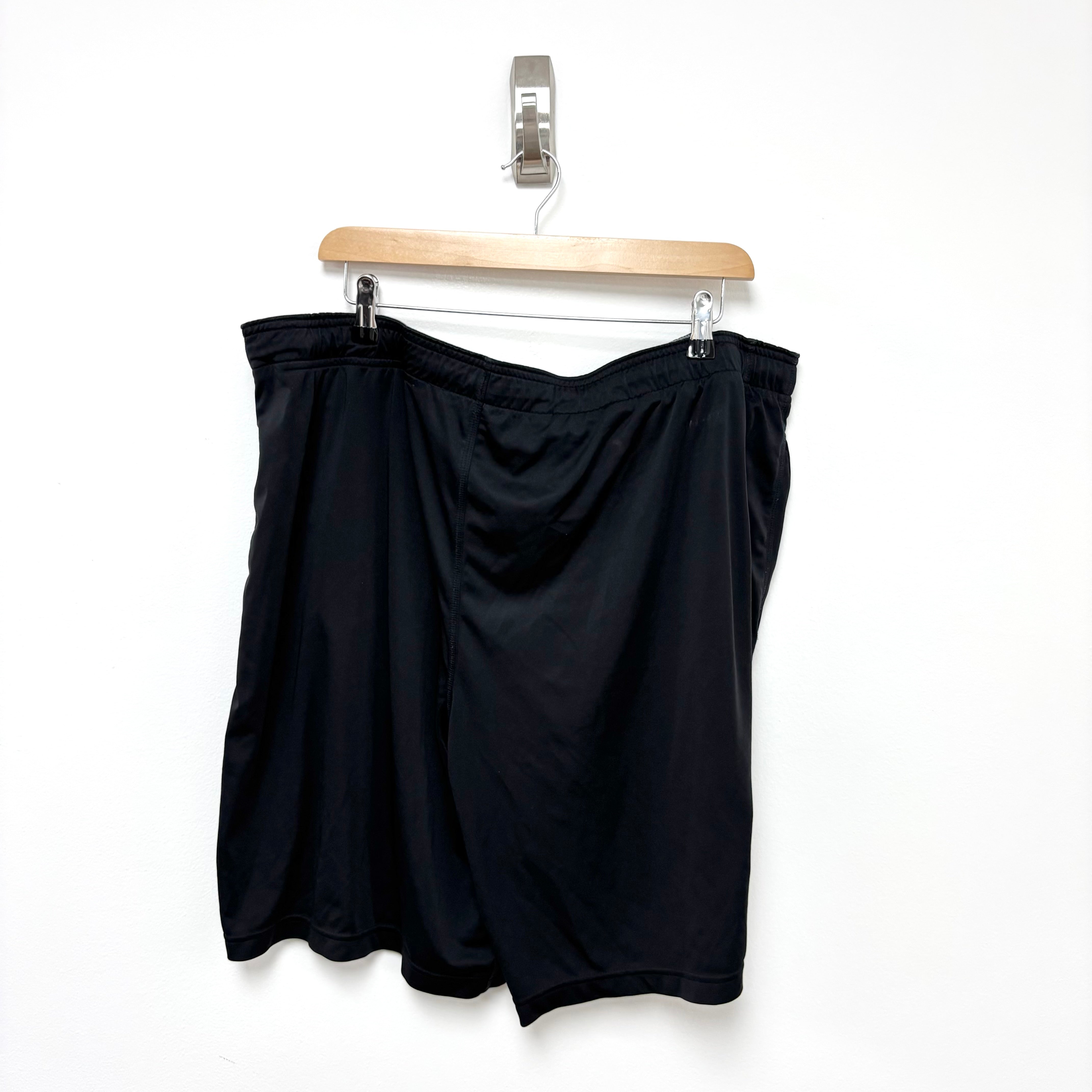 Nike Shorts Mens XL Black Dri Fit Running Sports Gym Athletic Pockets (E)