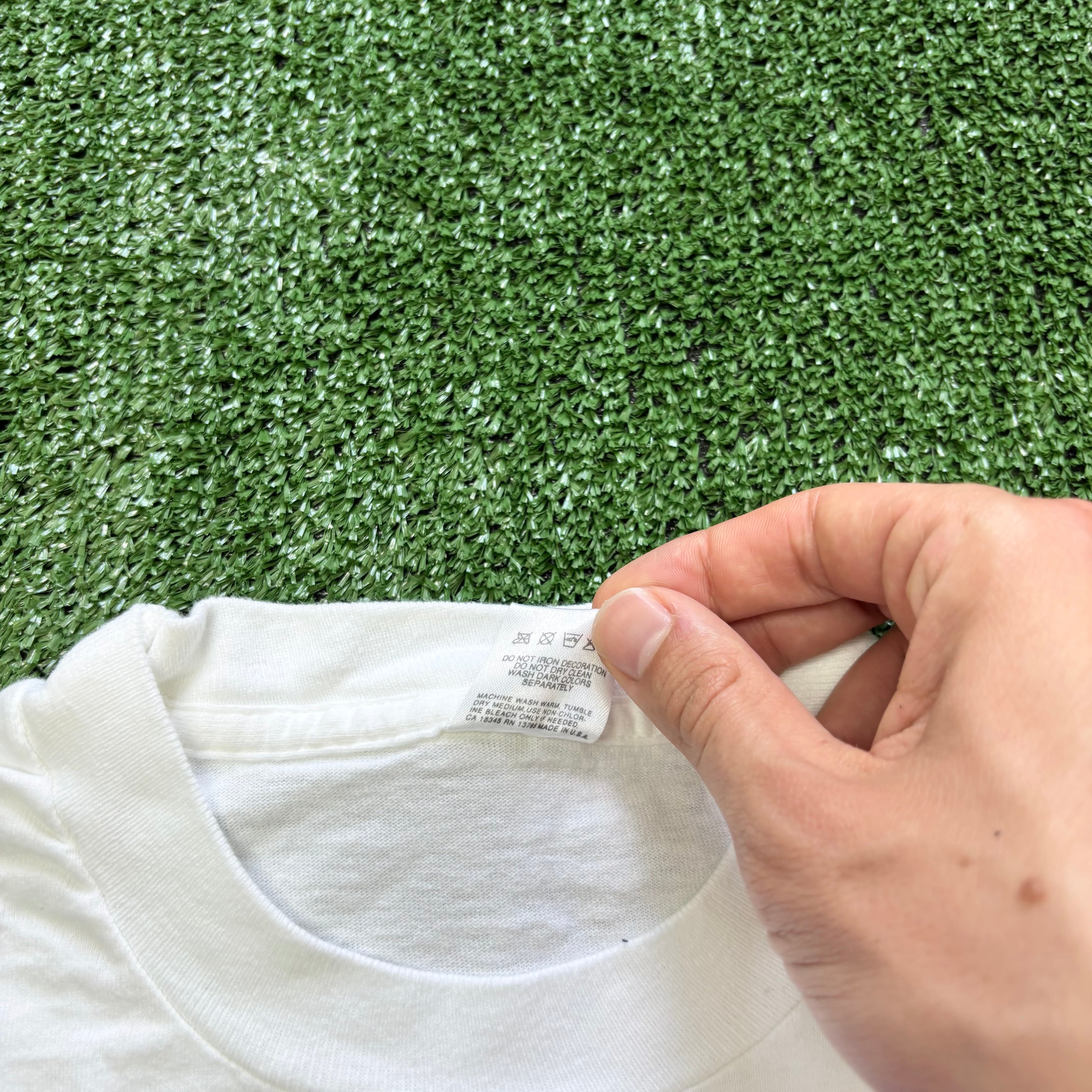 Vintage T Shirt Mens XL White Single Stitch Graphic Print 90s USA (E)