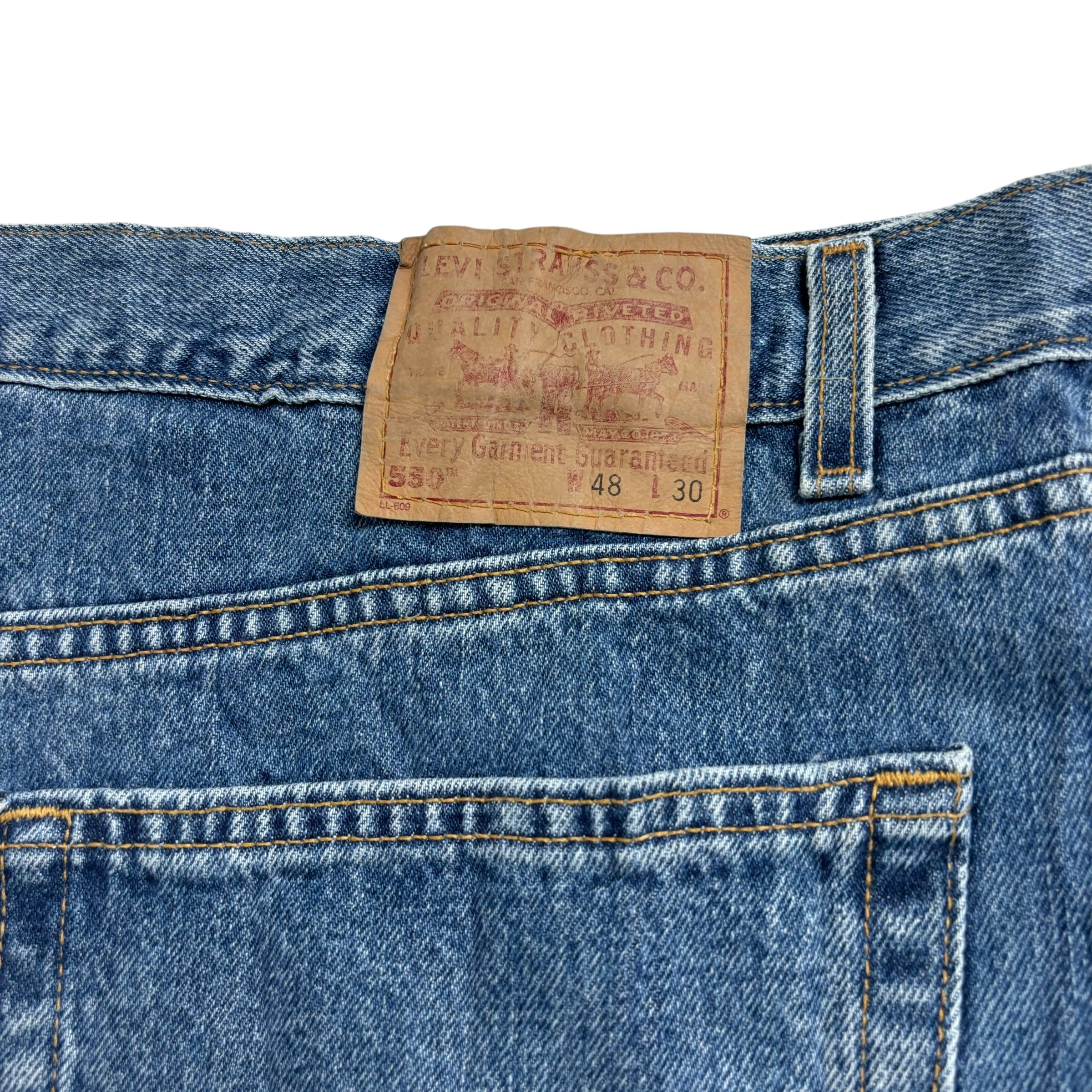 Levis 550 Jeans W46 L30 Mens Mid Blue Relaxed Straight Made In USA Vintage Denim