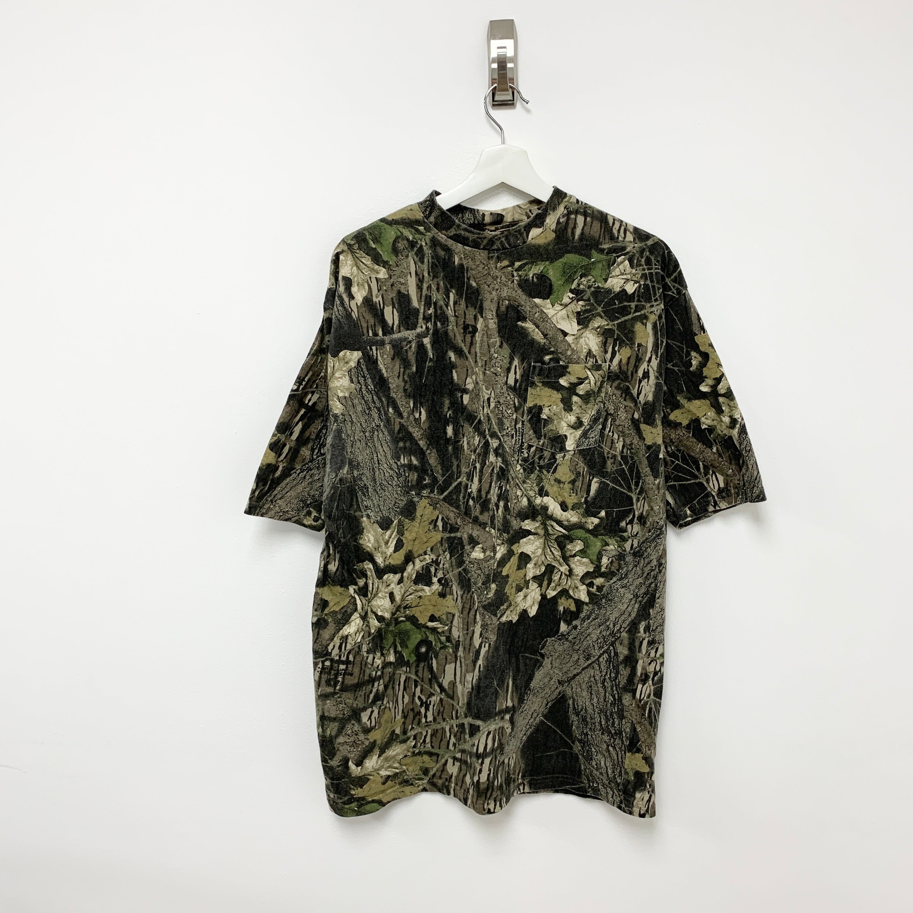 Vintage RealTree Camo USA Hunting T Shirt Large