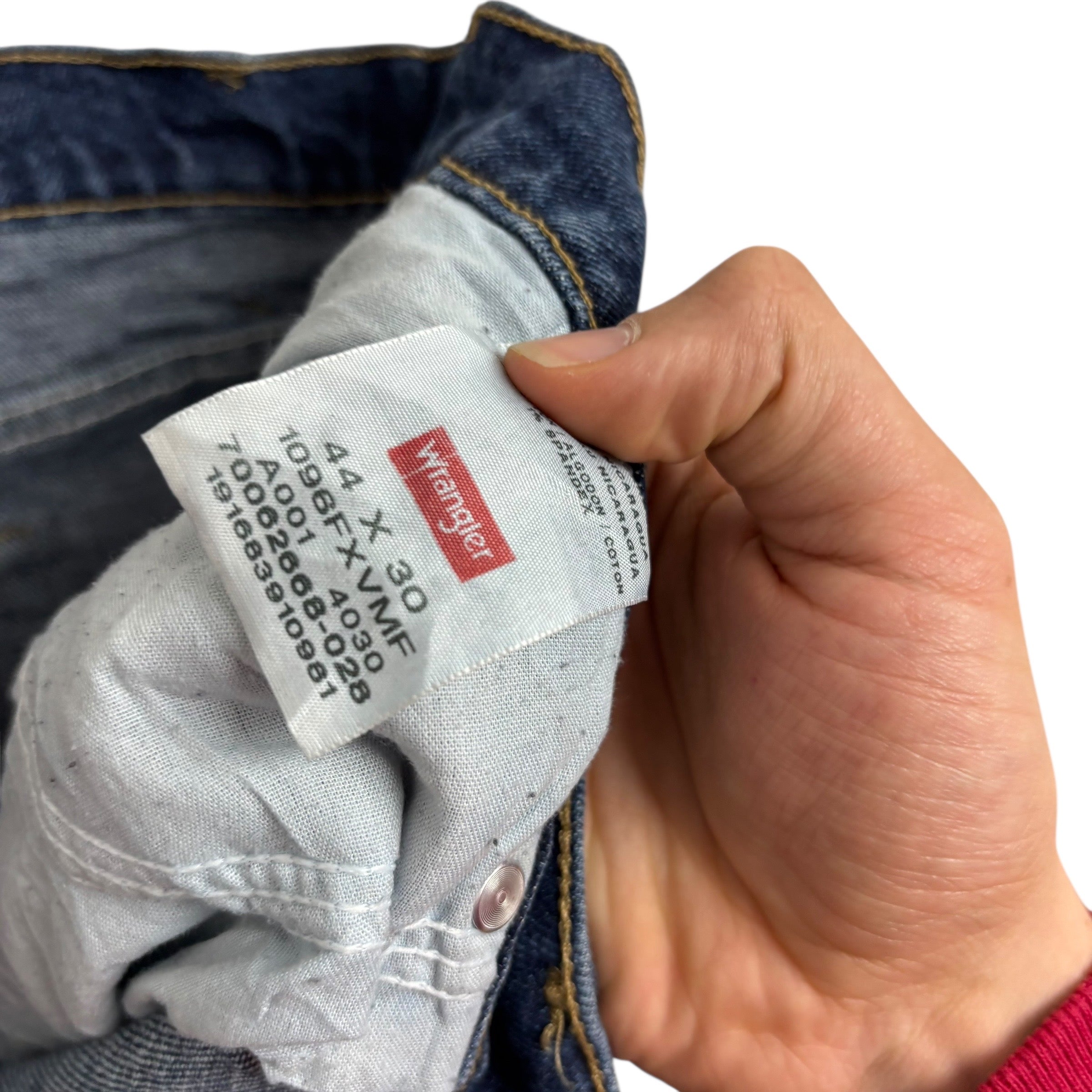 Wrangler Denim Shorts W44 Mens Dark Blue Cut Off 7in Regular Fit Stretch