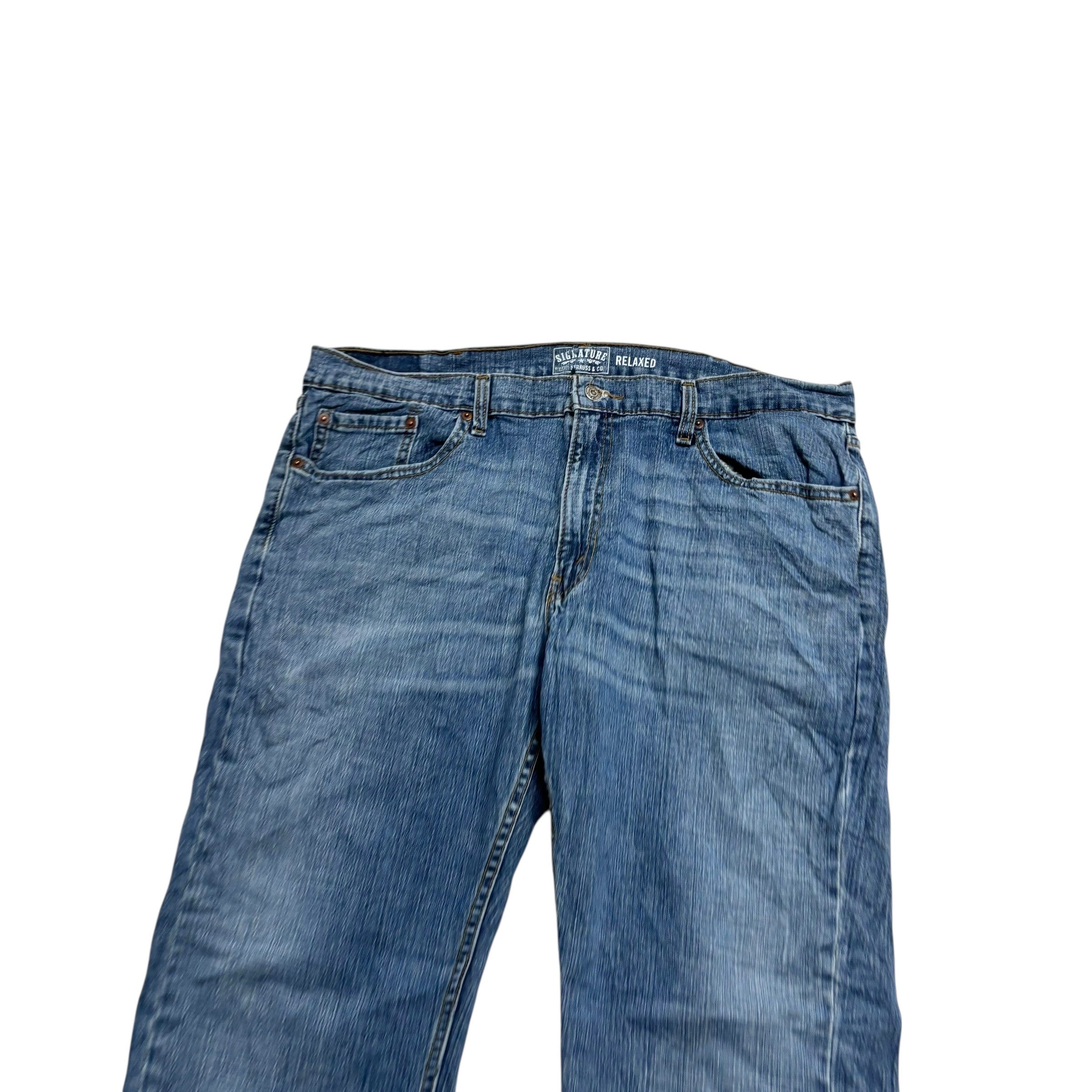 Levis Signature Jeans W38 L30 Mens Mid Blue Relaxed Straight Fit Stretch
