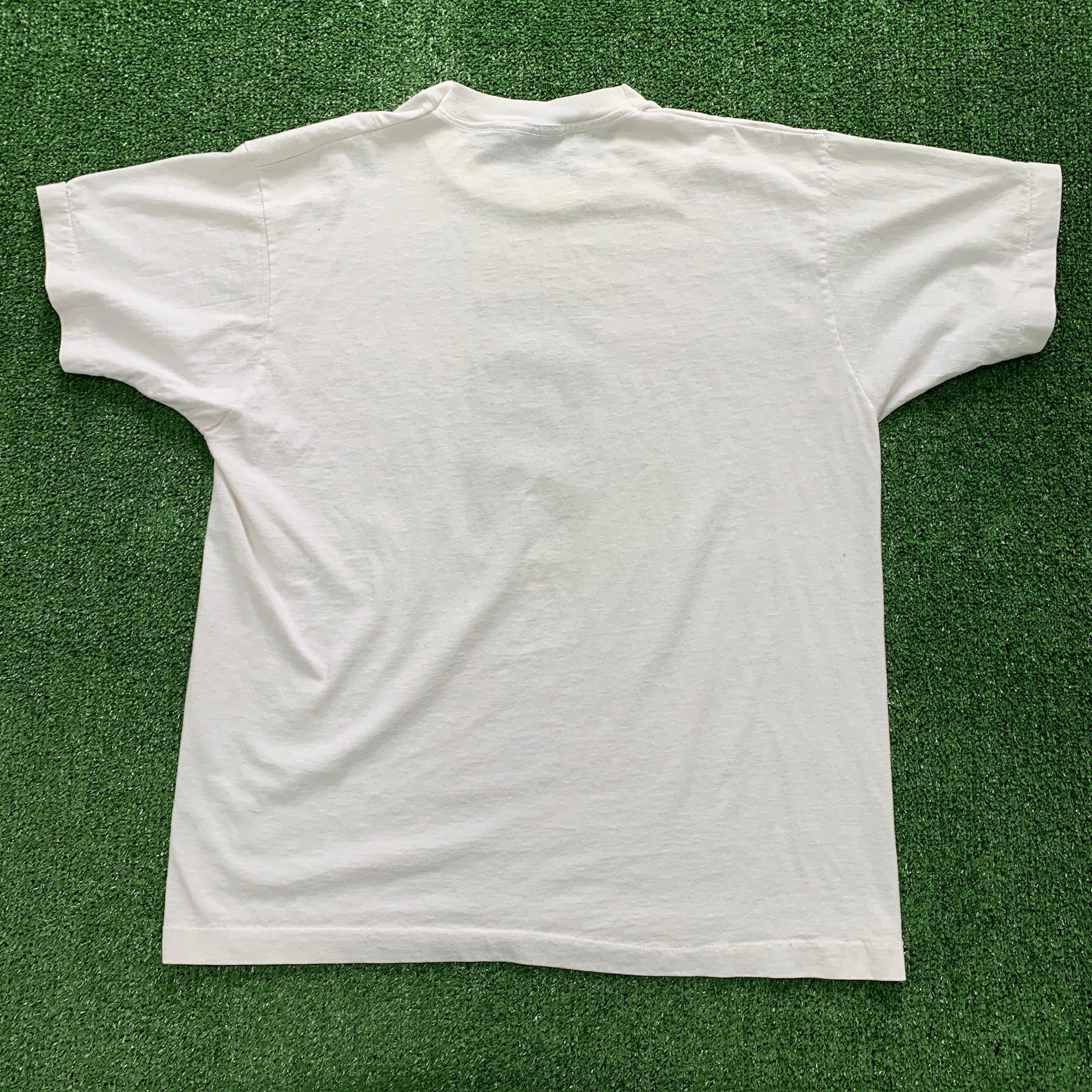 Vintage T Shirt Mens Medium White Single Stitch Graphic Print 90s USA