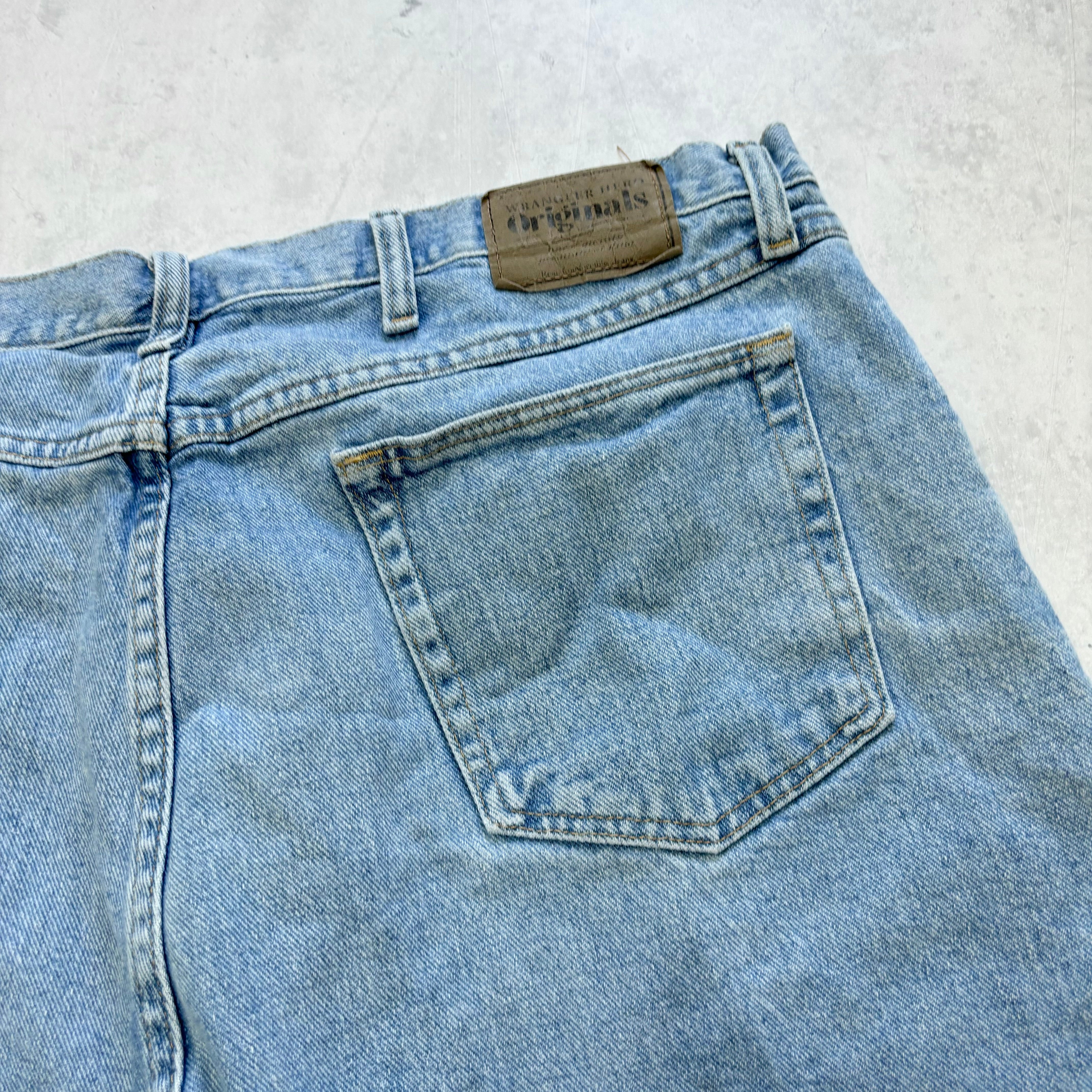 Vintage Wrangler Jorts W40 Mens Denim Shorts Light Blue Baggy Relaxed Fit