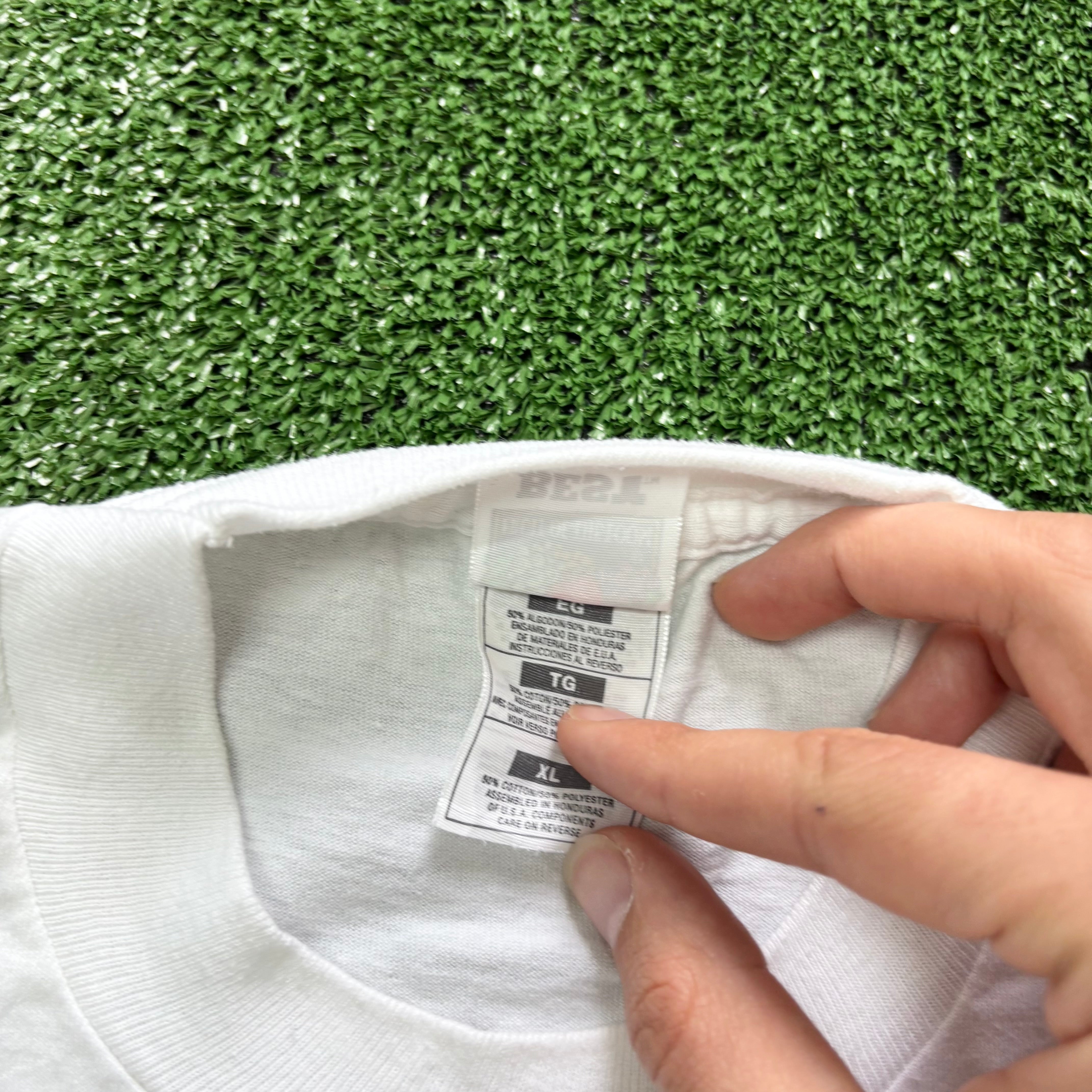 Vintage T Shirt Mens XL White Graphic Print 90s USA 1997 Radio (E)