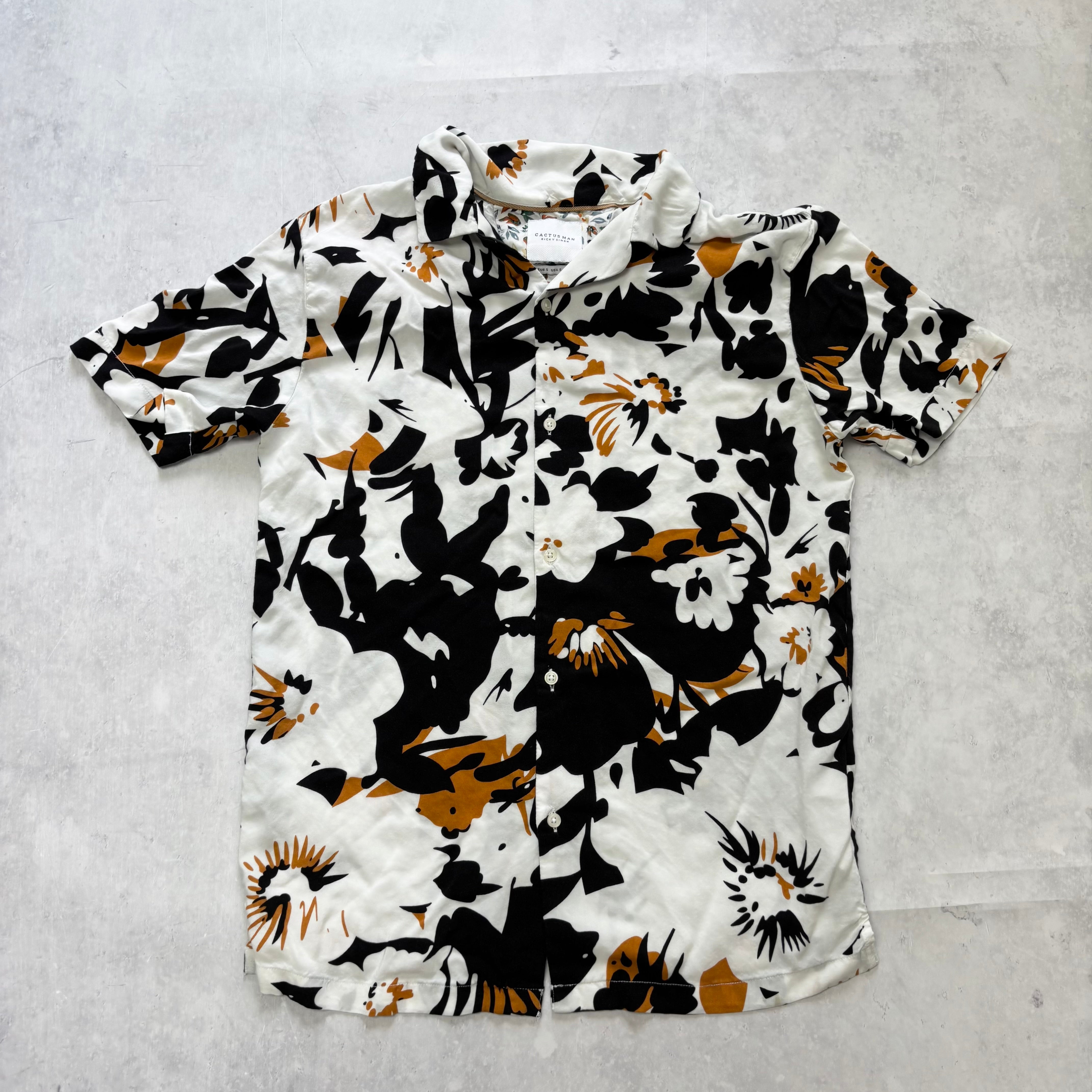 Cactus Man Hawaiian Shirt Mens Small White Short Sleeve Viscose (E)