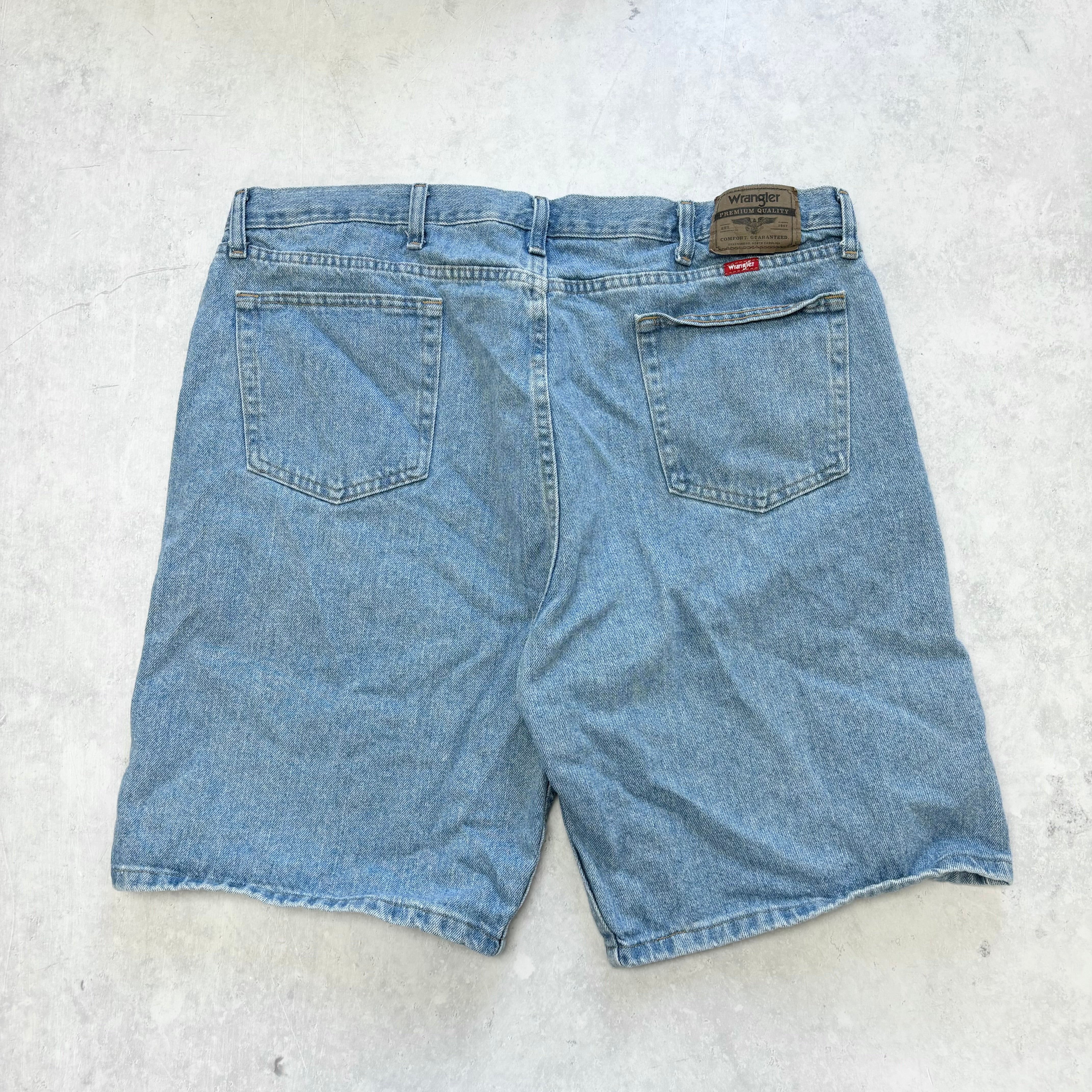 Vintage Wrangler Jorts W40 Mens Denim Shorts Light Blue Baggy Relaxed Fit