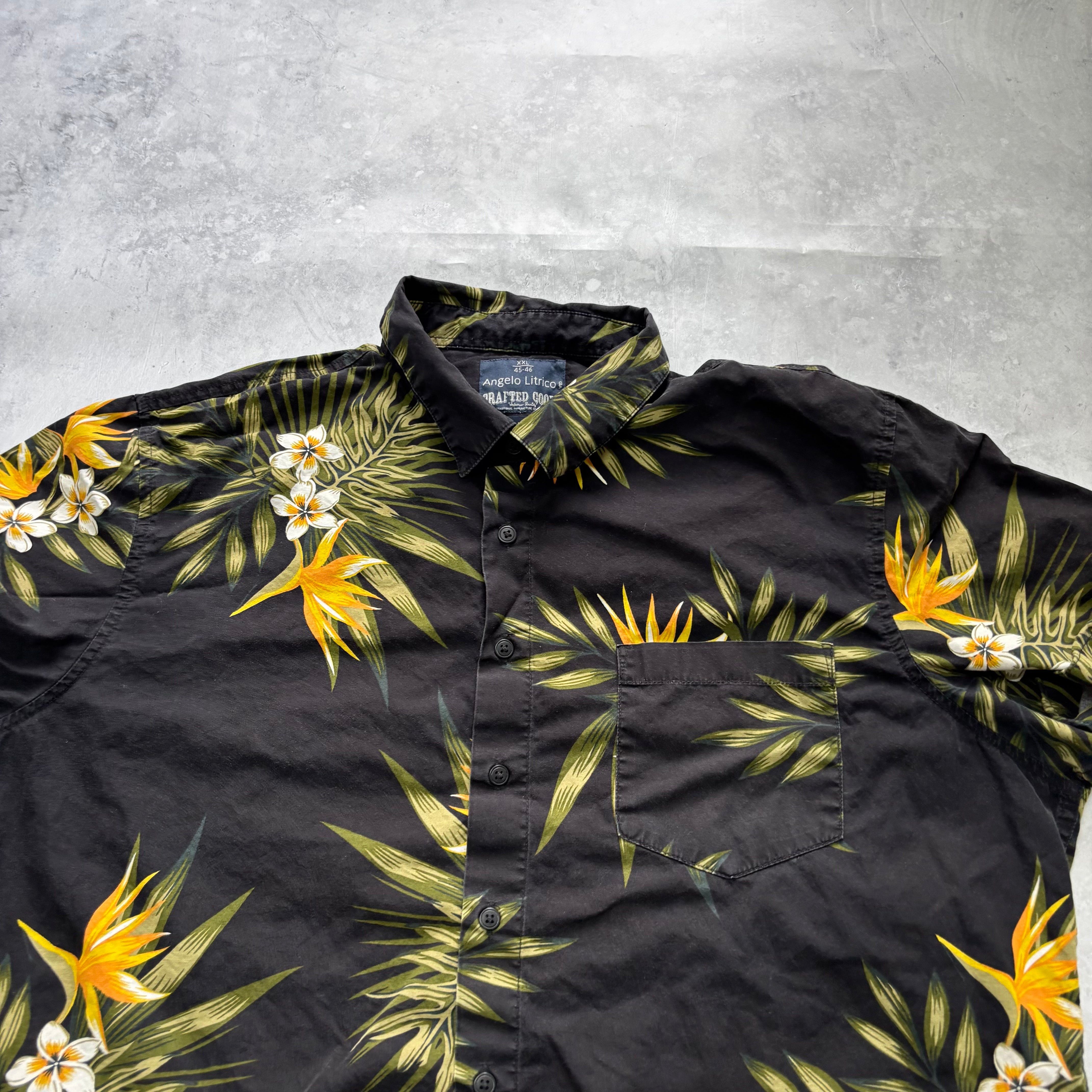 Hawaiian Shirt Mens XXL Black Floral Aloha Short Sleeve Cotton Slim Fit (E)