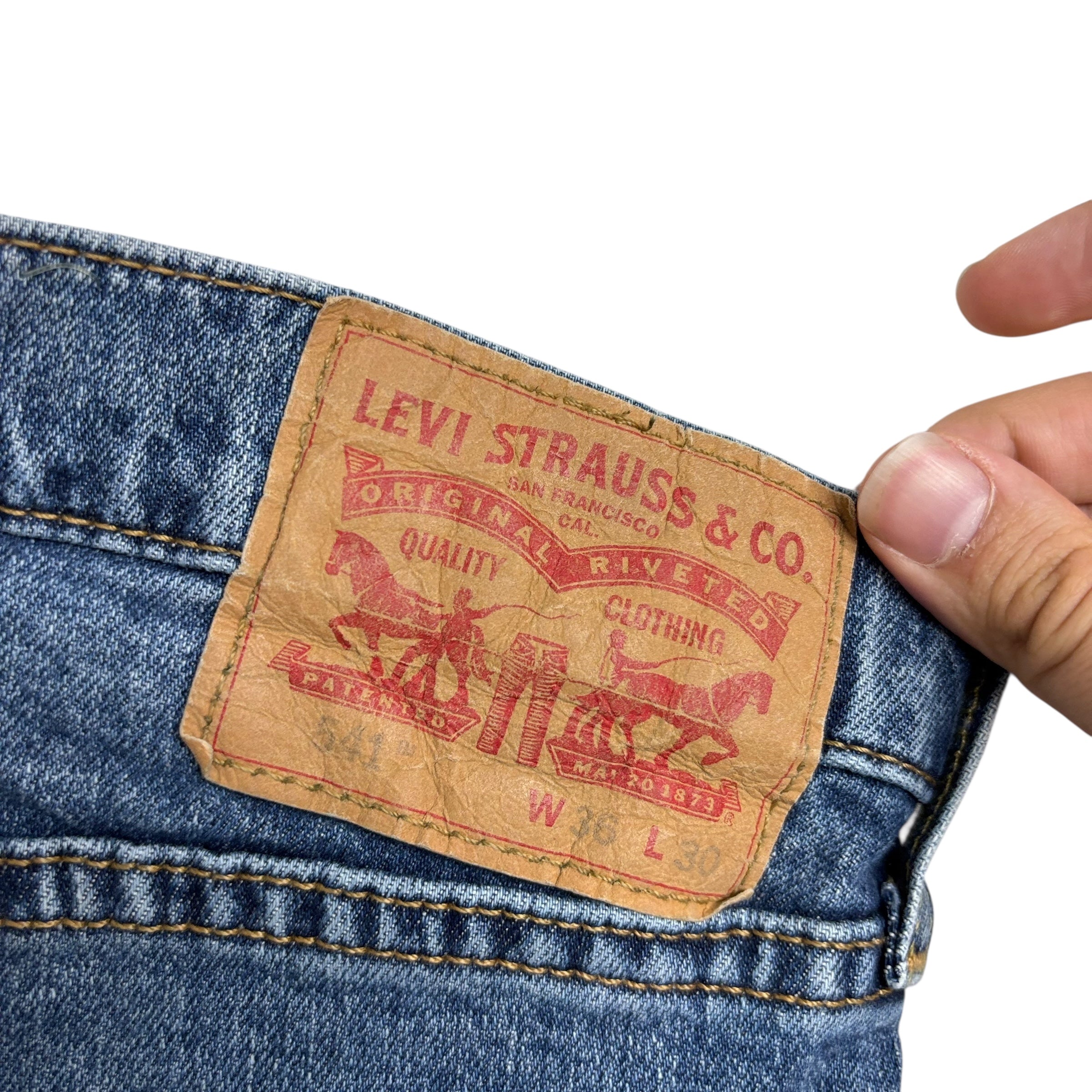 Levis 541 Jeans W36 L30 Mens Mid Blue Athletic Tapered Fit Stretch Denim (E)