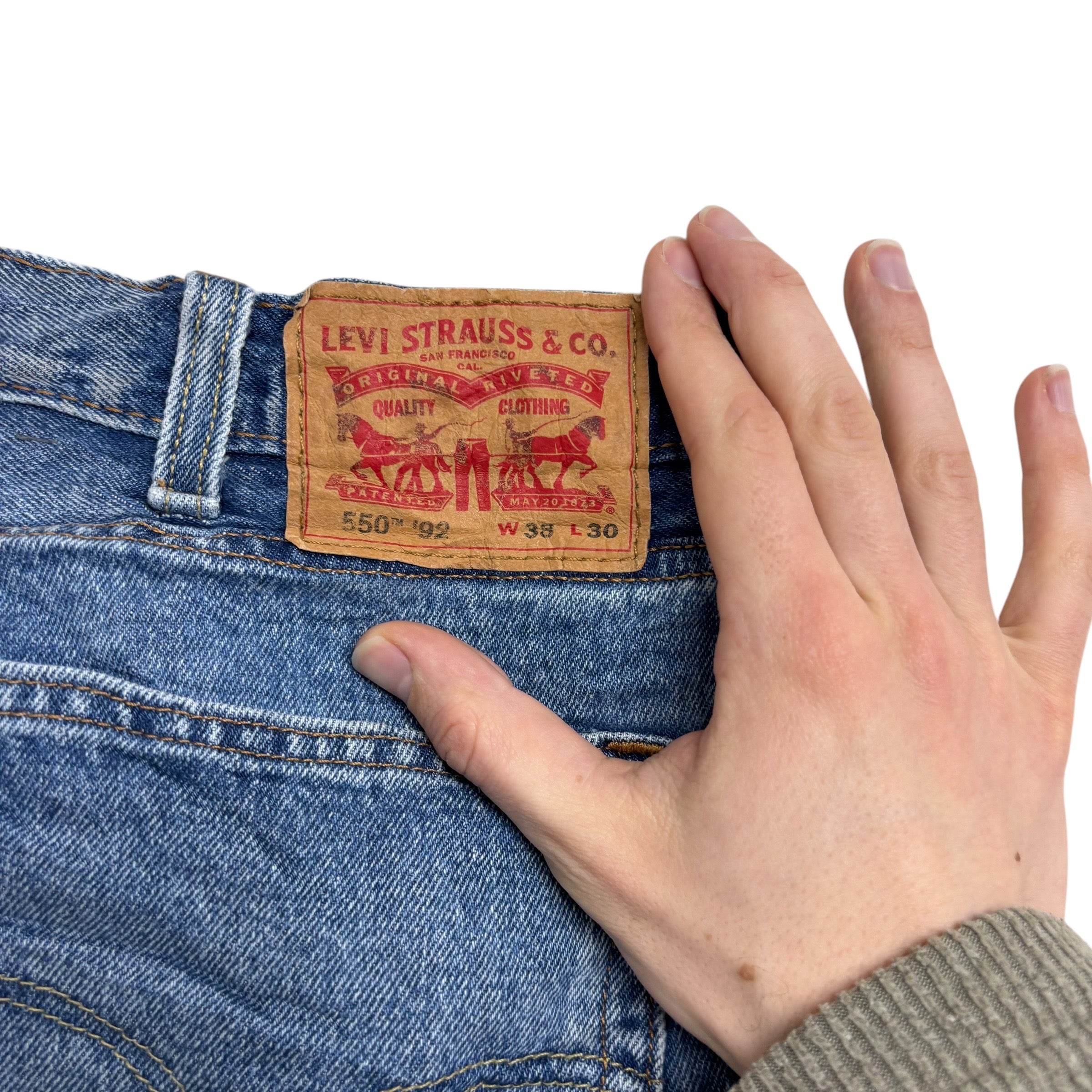 Levis 550 92 Jeans W38 L29 Mens Light Blue Relaxed Tapered Fit Denim (E)