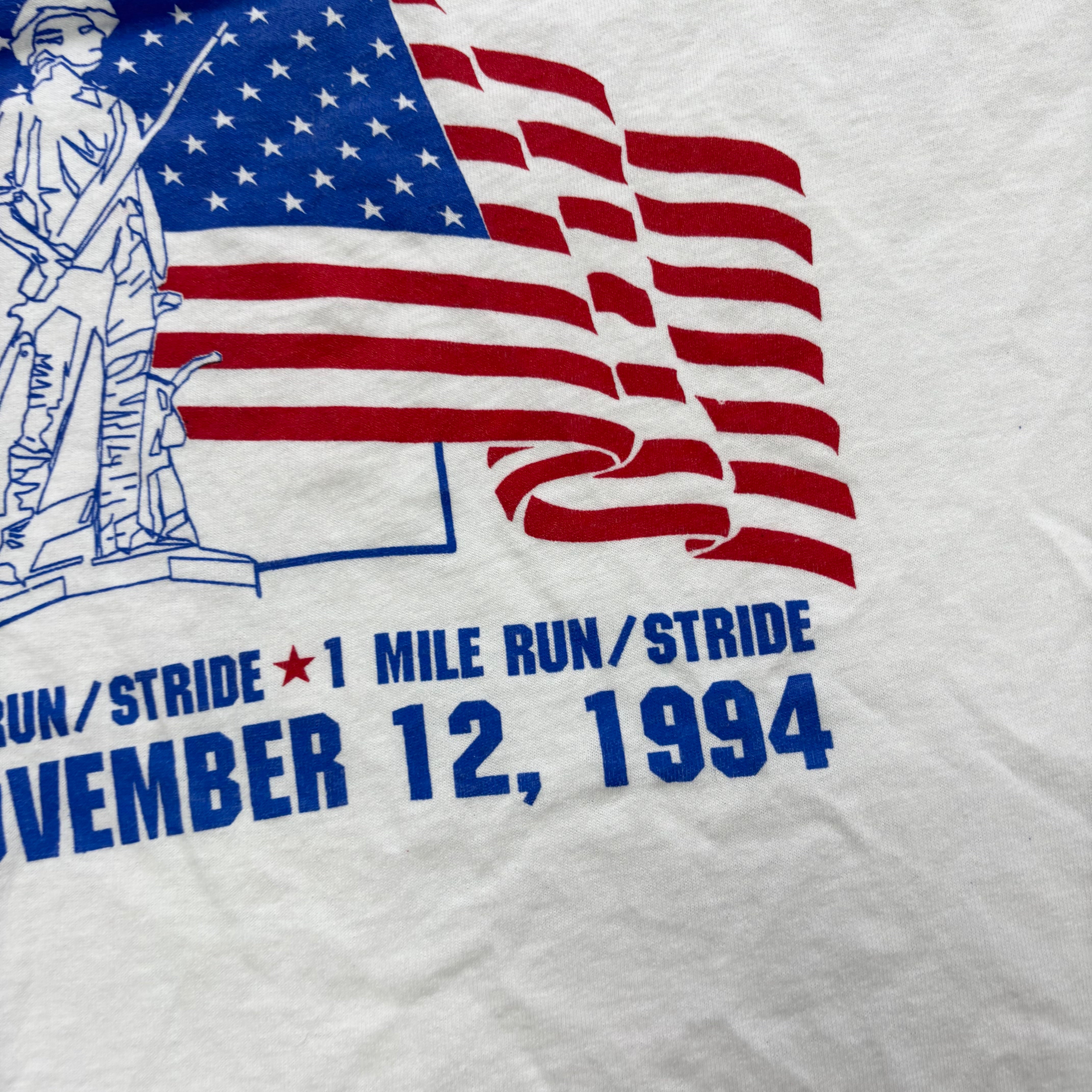 Vintage T Shirt Mens Medium White Single Stitch Graphic Print 90s USA (E)