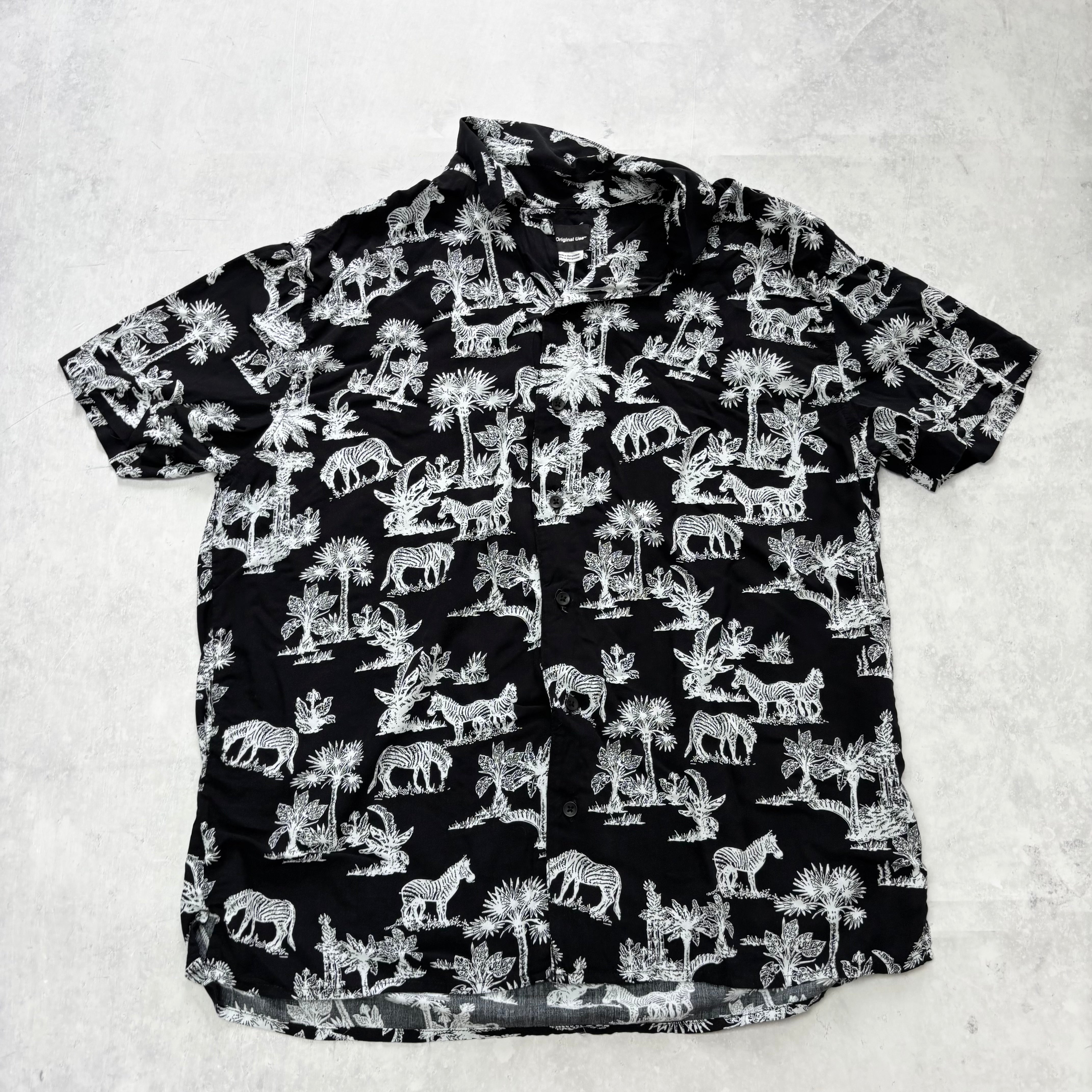 Hawaiian Shirt Mens Large Black Floral Aloha Short Sleeve (E)