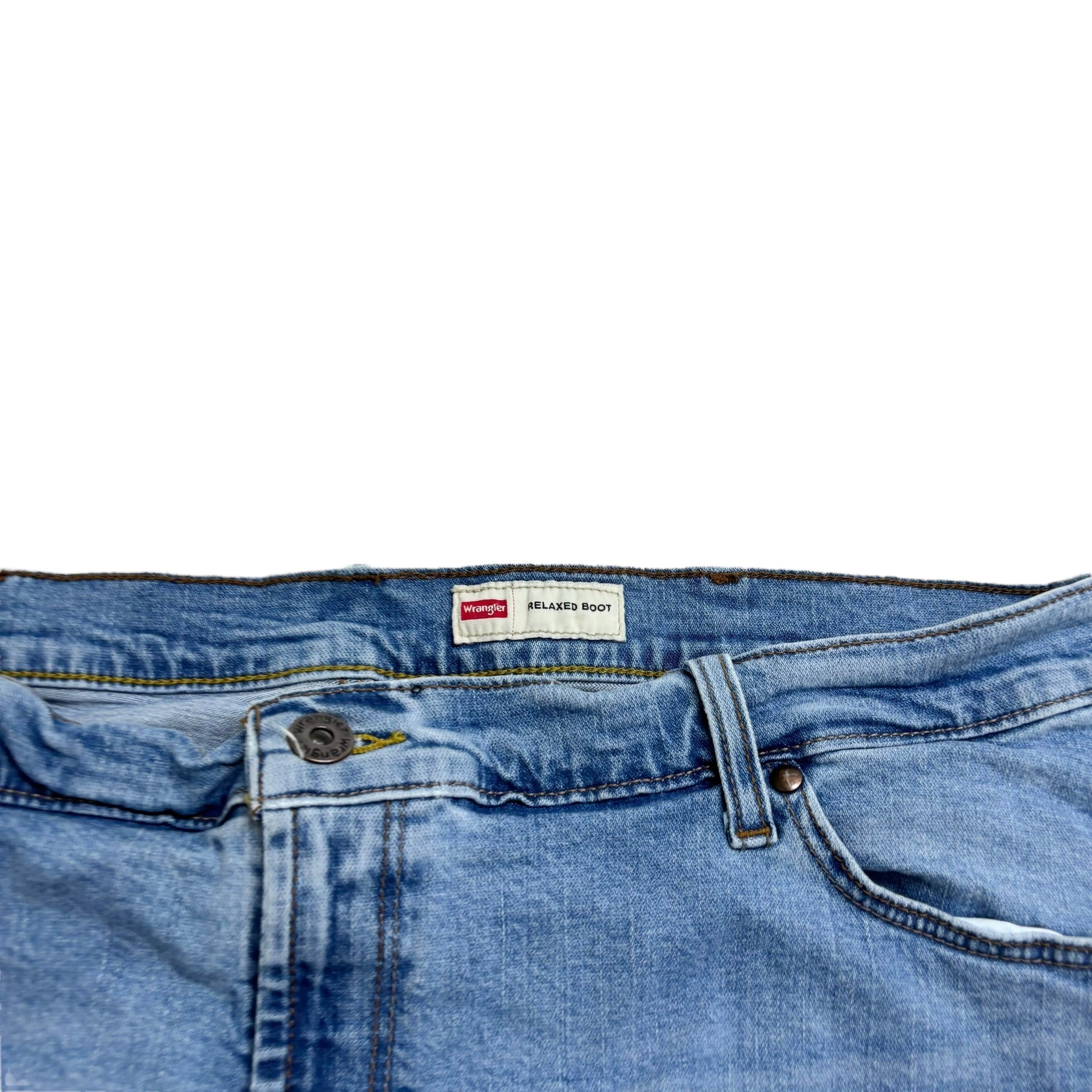 Wrangler Jeans W40 L30 Mens Light Blue Relaxed Bootcut Fit Stretch Denim (E)