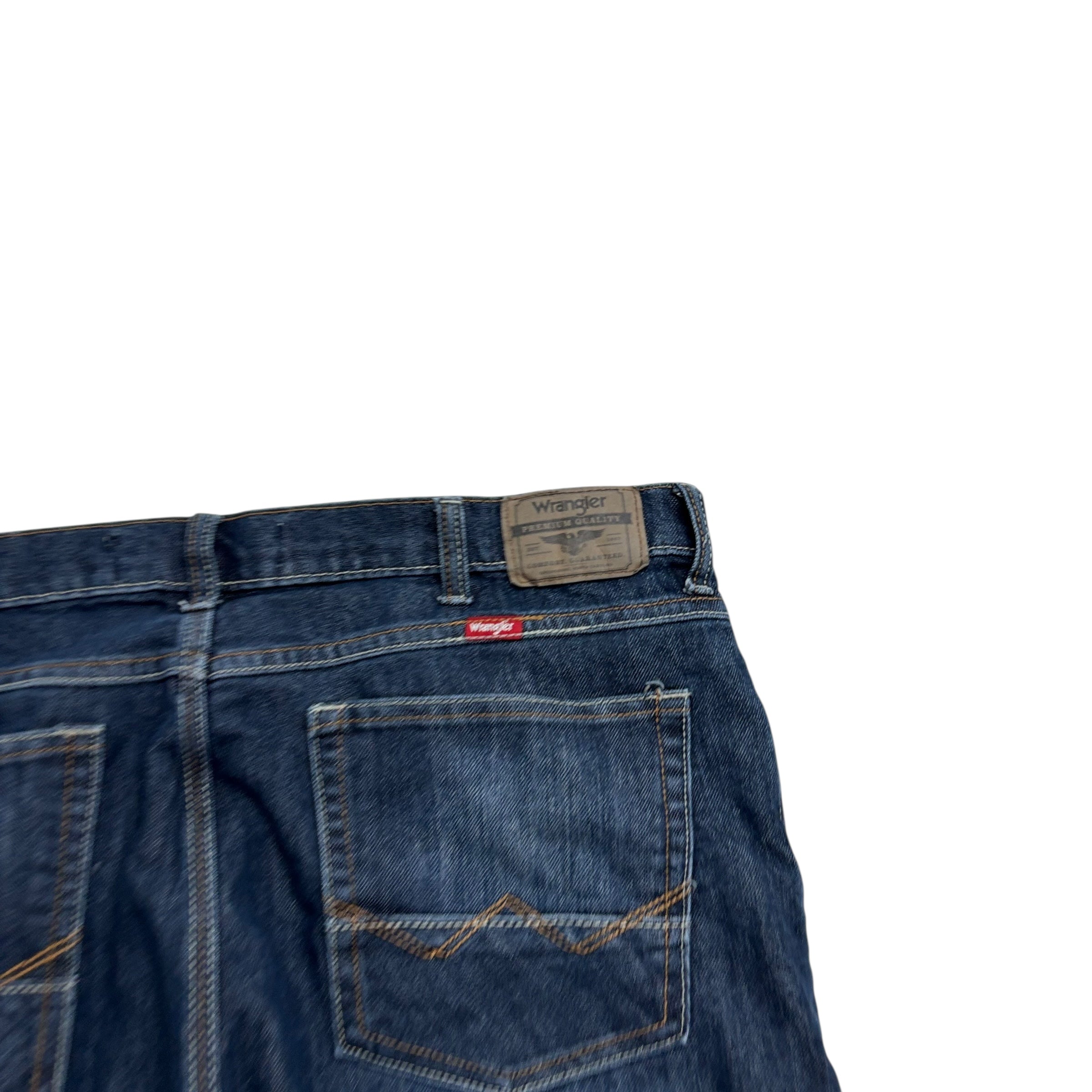 Wrangler Jeans W38 L32 Mens Dark Blue Relaxed Bootcut Fit Vintage Denim (E)