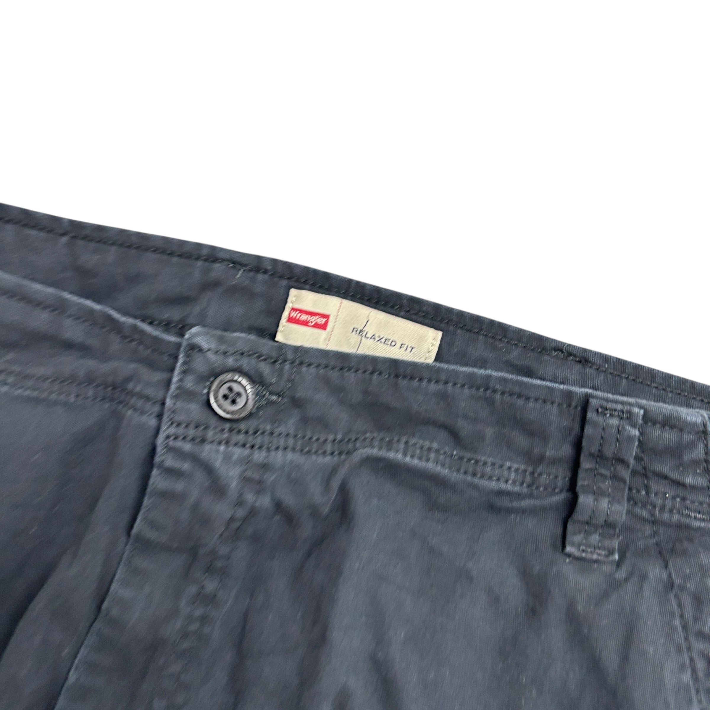 Wrangler Cargo Trousers W42 L30 Mens Black Relaxed Straight Fit Stretch Pants