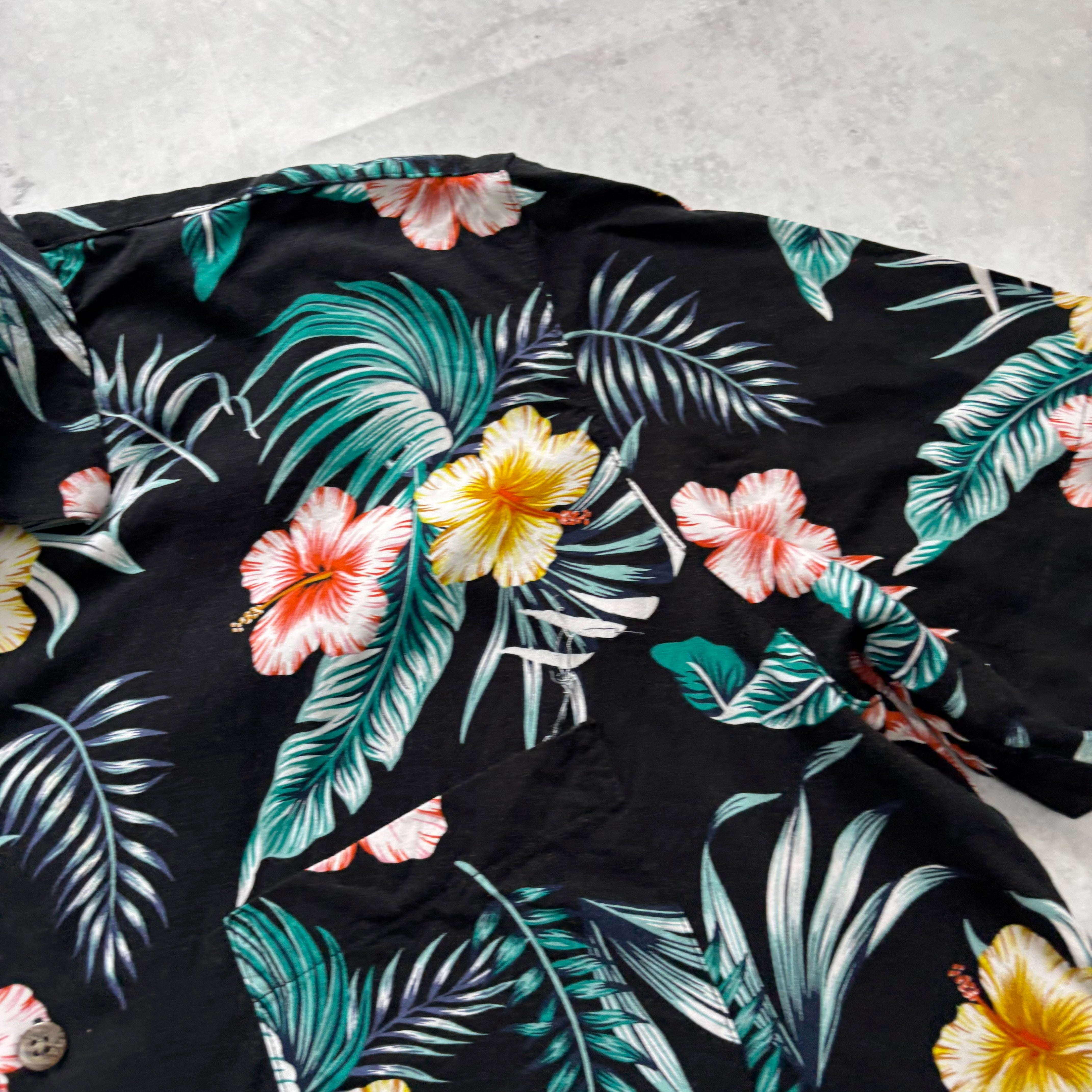 Hawaiian Shirt Mens Large Black Floral Aloha Short Sleeve Rayon (E)