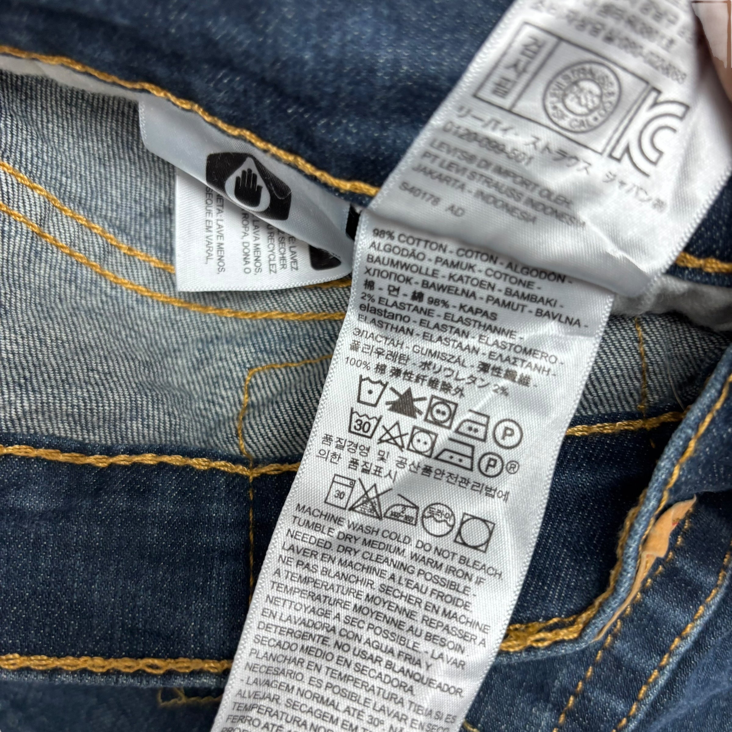 Levis 541 Jeans W36 L34 Mens Dark Blue Athletic Tapered Fit Stretch Denim (E)