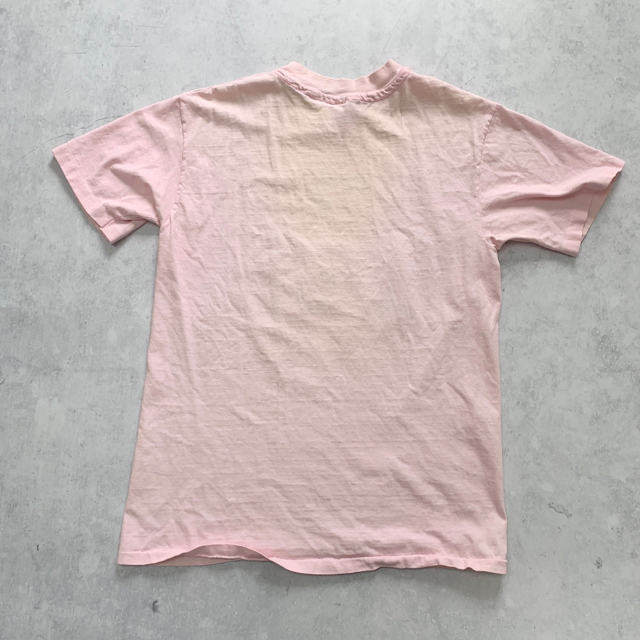 Vintage T Shirt Mens Small Pink Single Stitch Graphic Print 80s USA Tourist