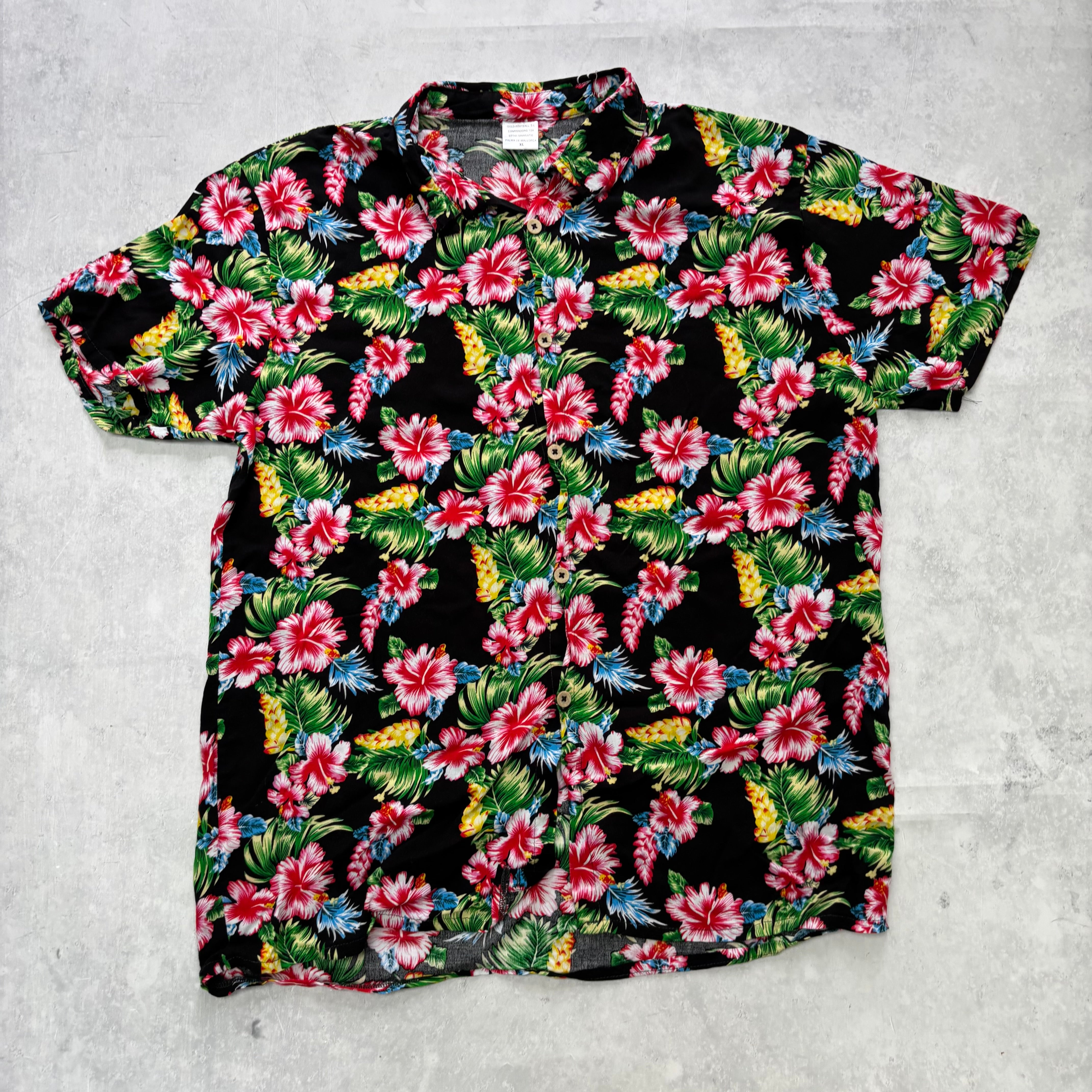 Hawaiian Shirt Mens Medium Black Floral Aloha Short Sleeve Viscose (E)