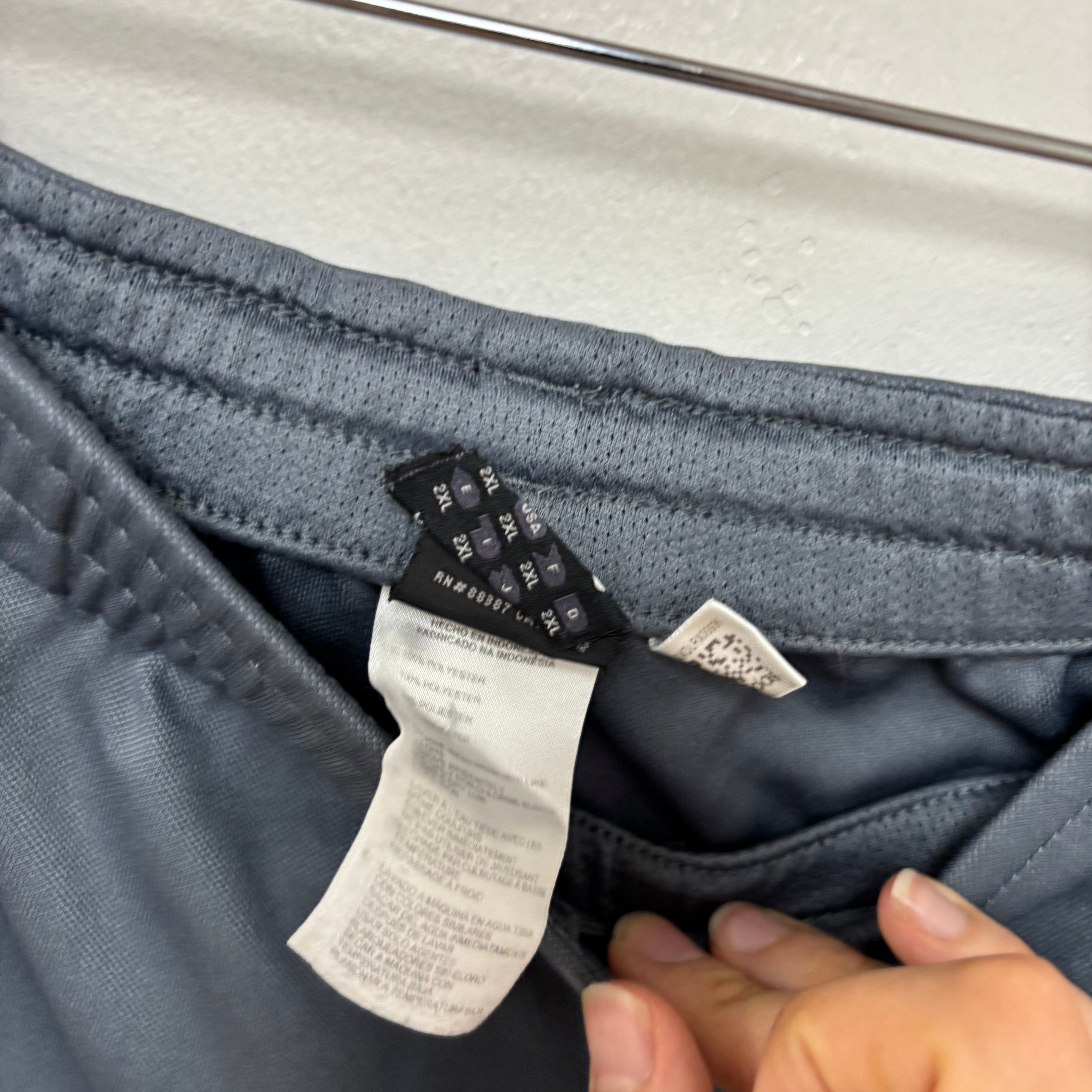 Adidas Shorts Mens XXL Grey Sports Running Gym Athletic Pockets