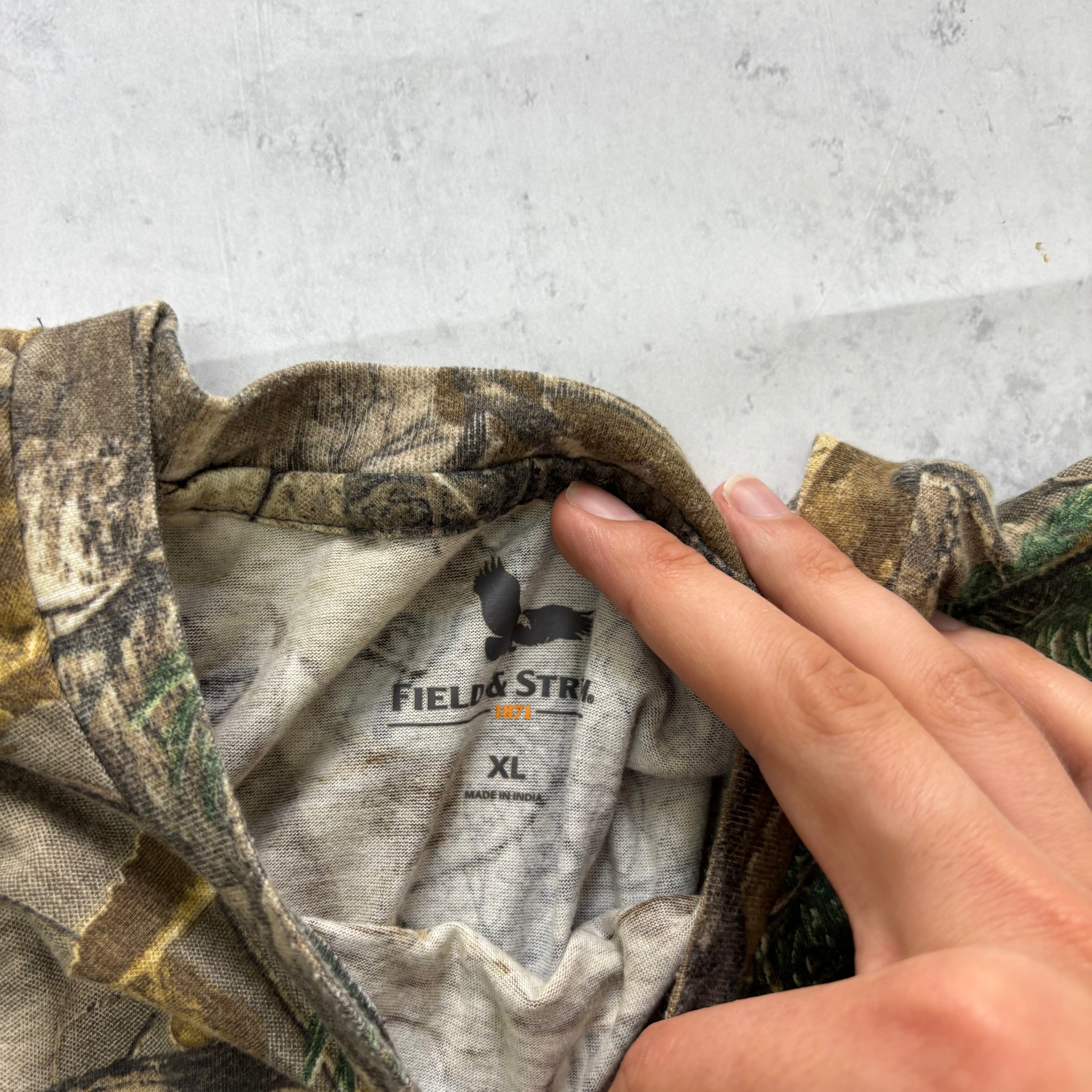 RealTree T Shirt Mens XL Camo Y2K Hunting Field & Stream Long Sleeve (E)