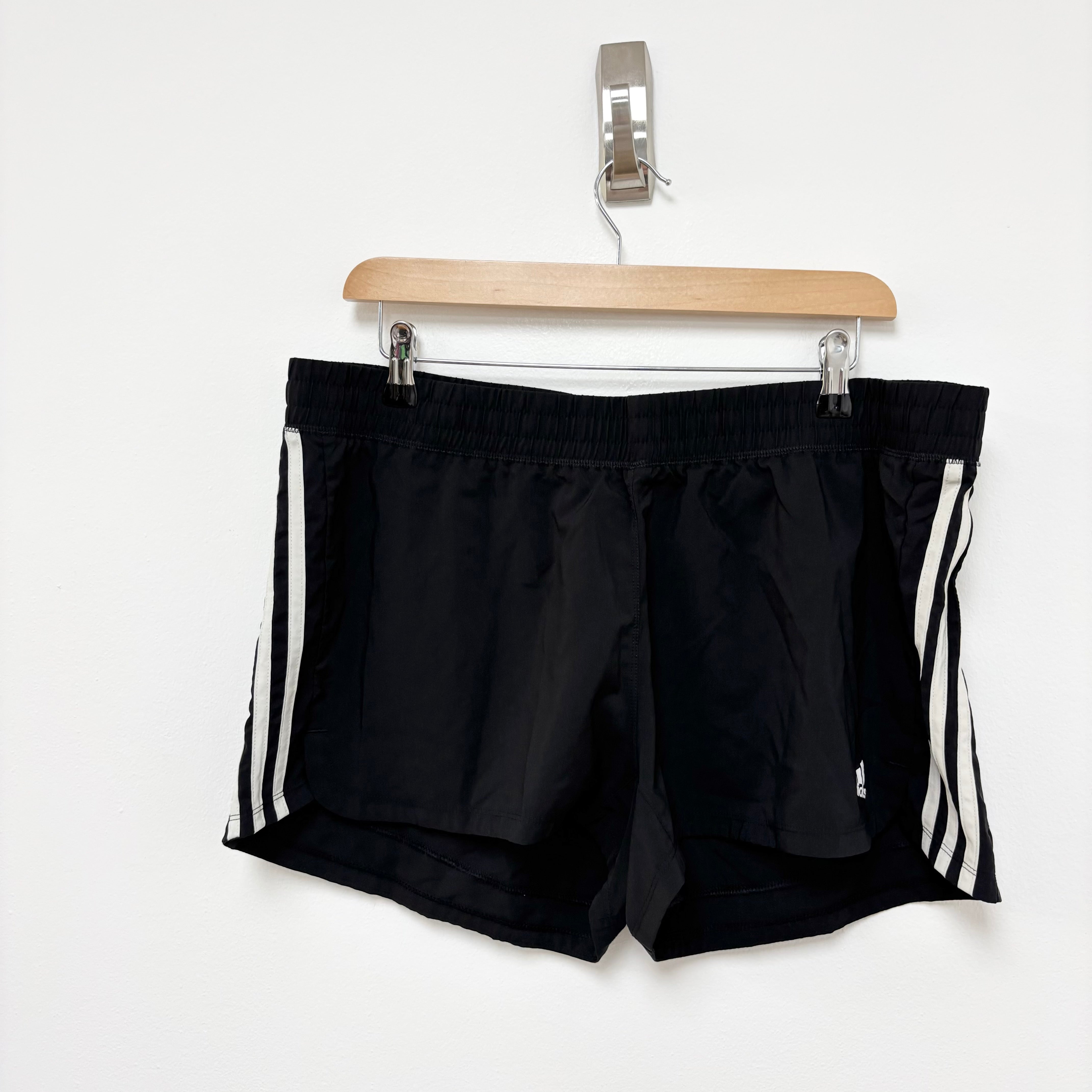 Adidas Shorts Womens XXL Black Sports Running Gym Athletic Aeroready (E)