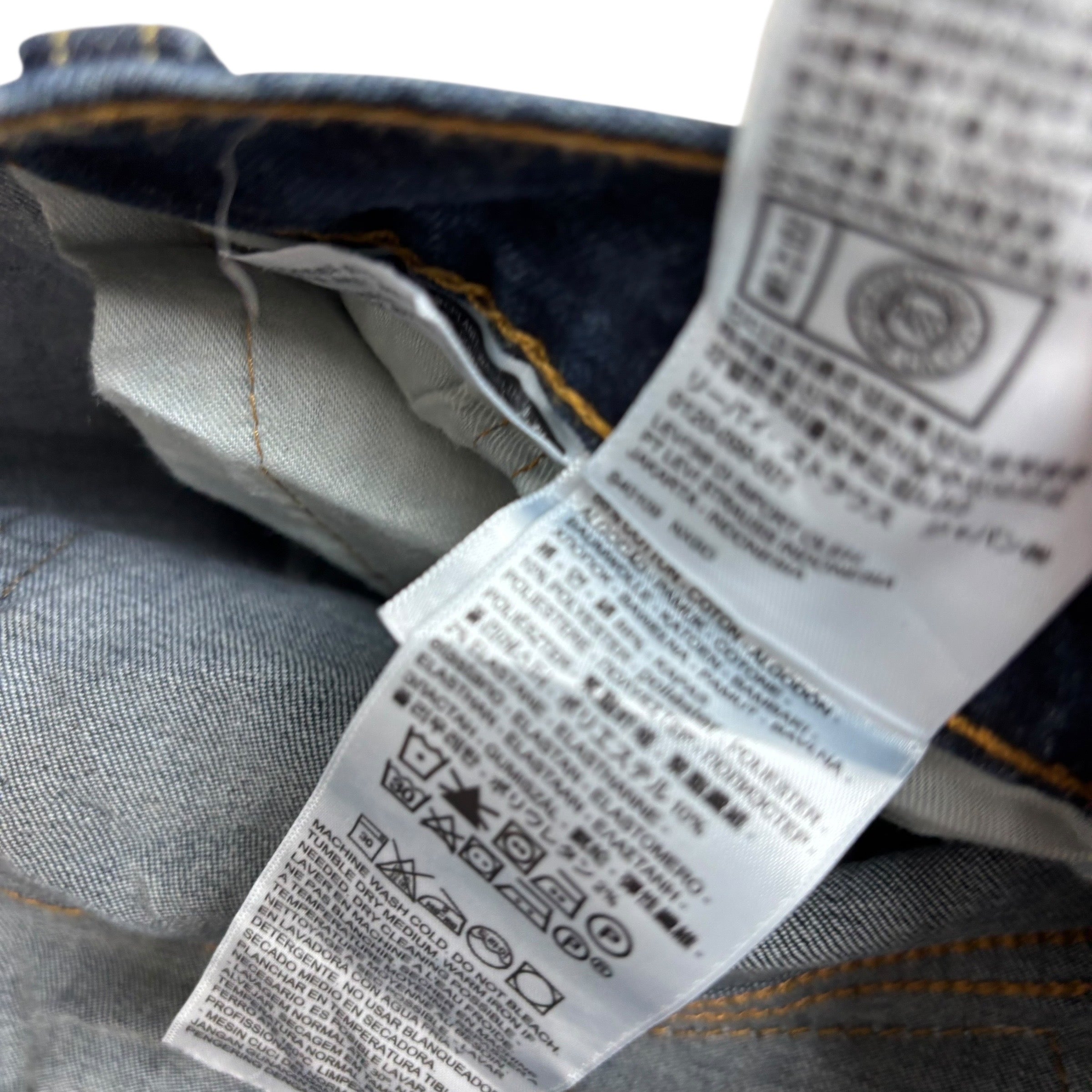 Levis 541 Jeans W42 L32 Mens Dark Blue Athletic Tapered Fit Stretch Denim (E)