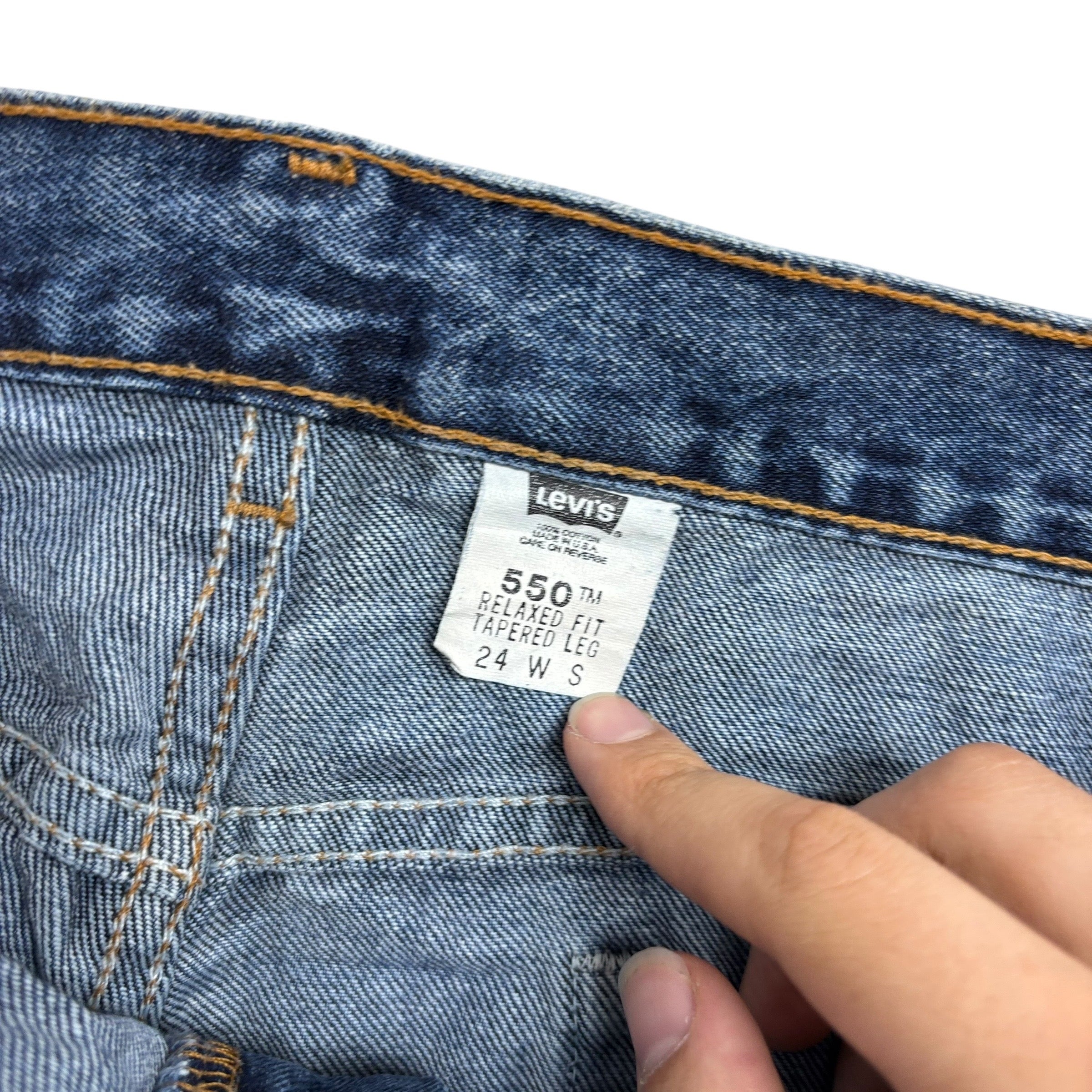 Levis 550 Jeans W42 L29 Womens Mid Blue Relaxed Taper USA Made Vintage