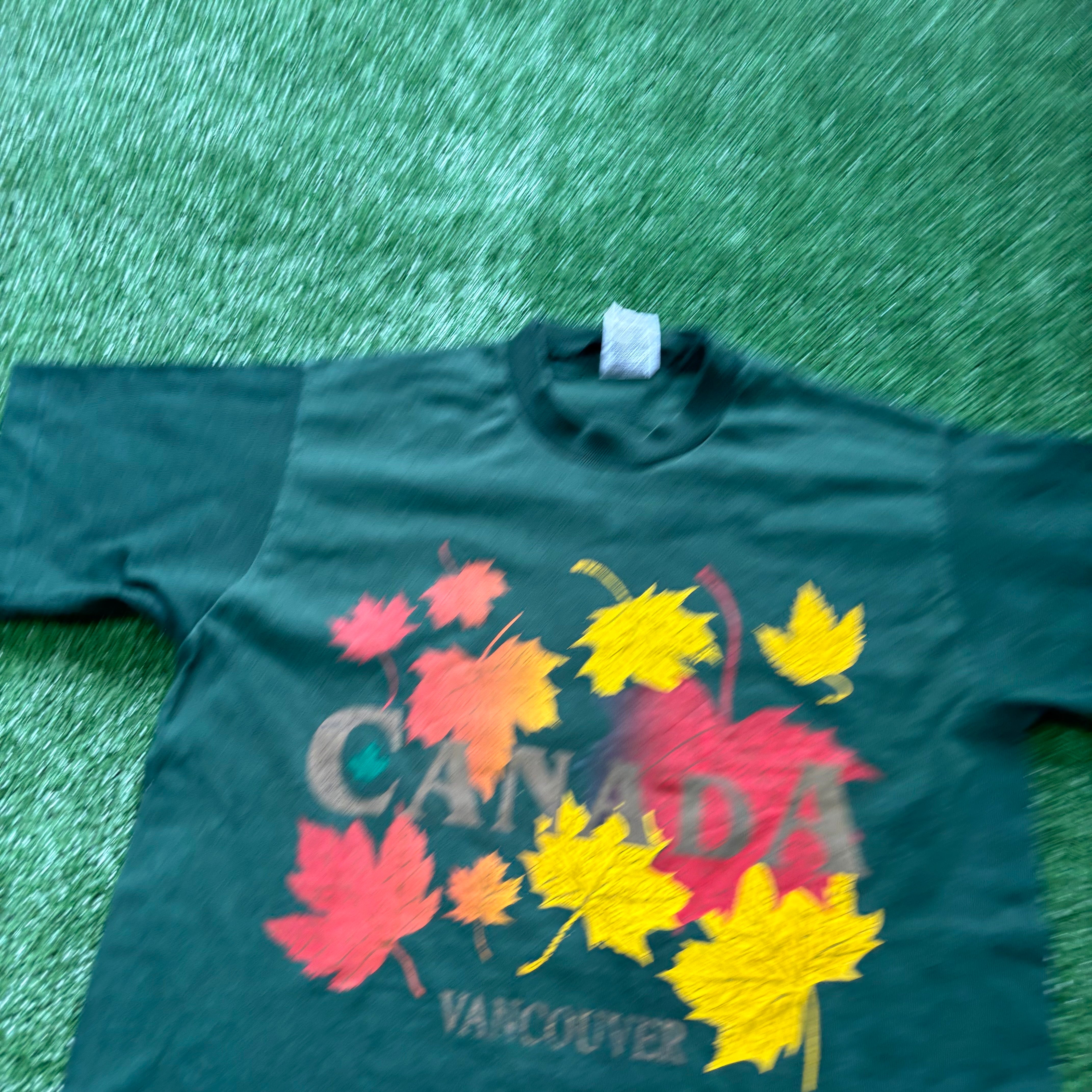 Vintage T Shirt Mens Medium Green Single Stitch Graphic Print 90s Canada (E)