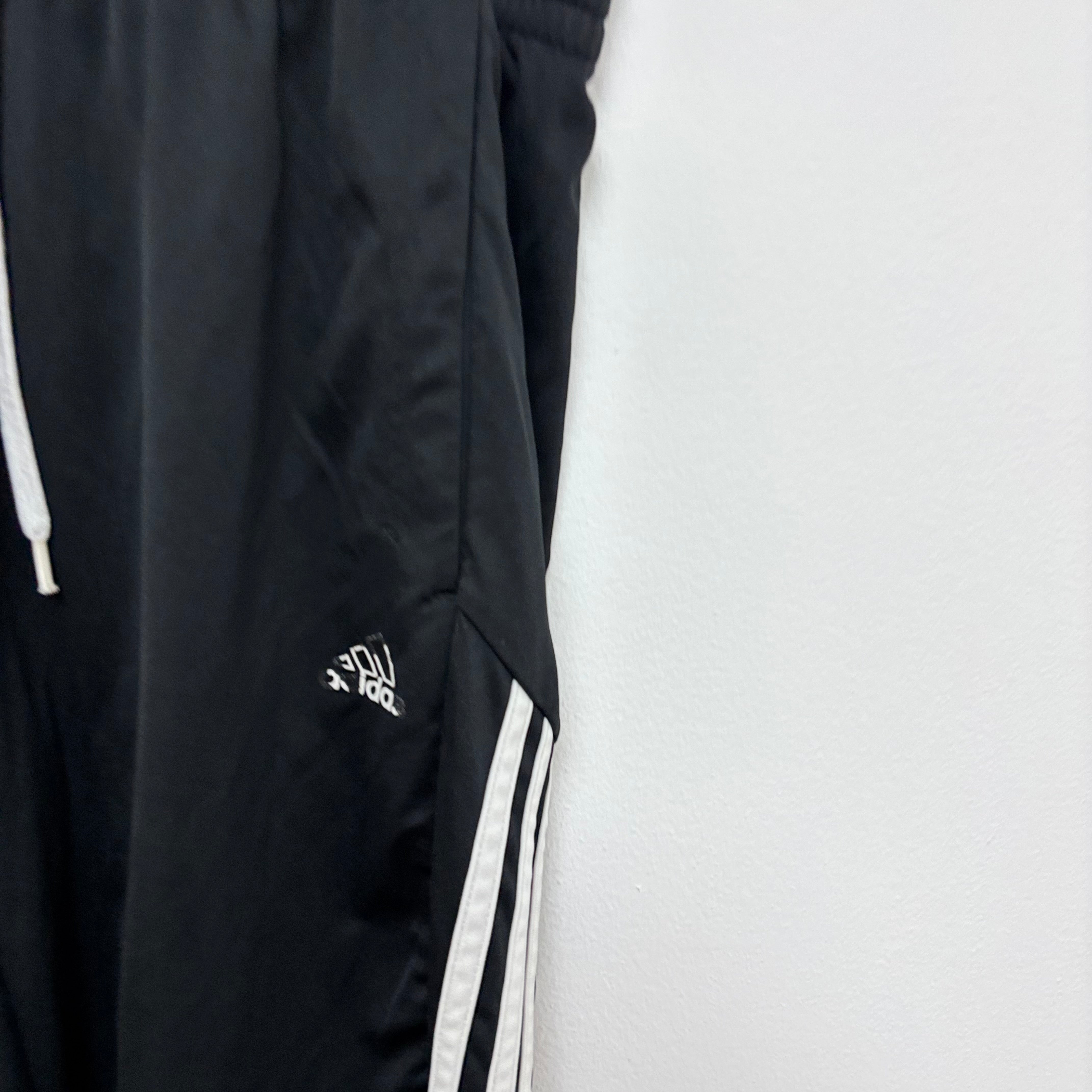 Adidas Shorts Mens XL Black Sports Running Gym Athletic Pockets
