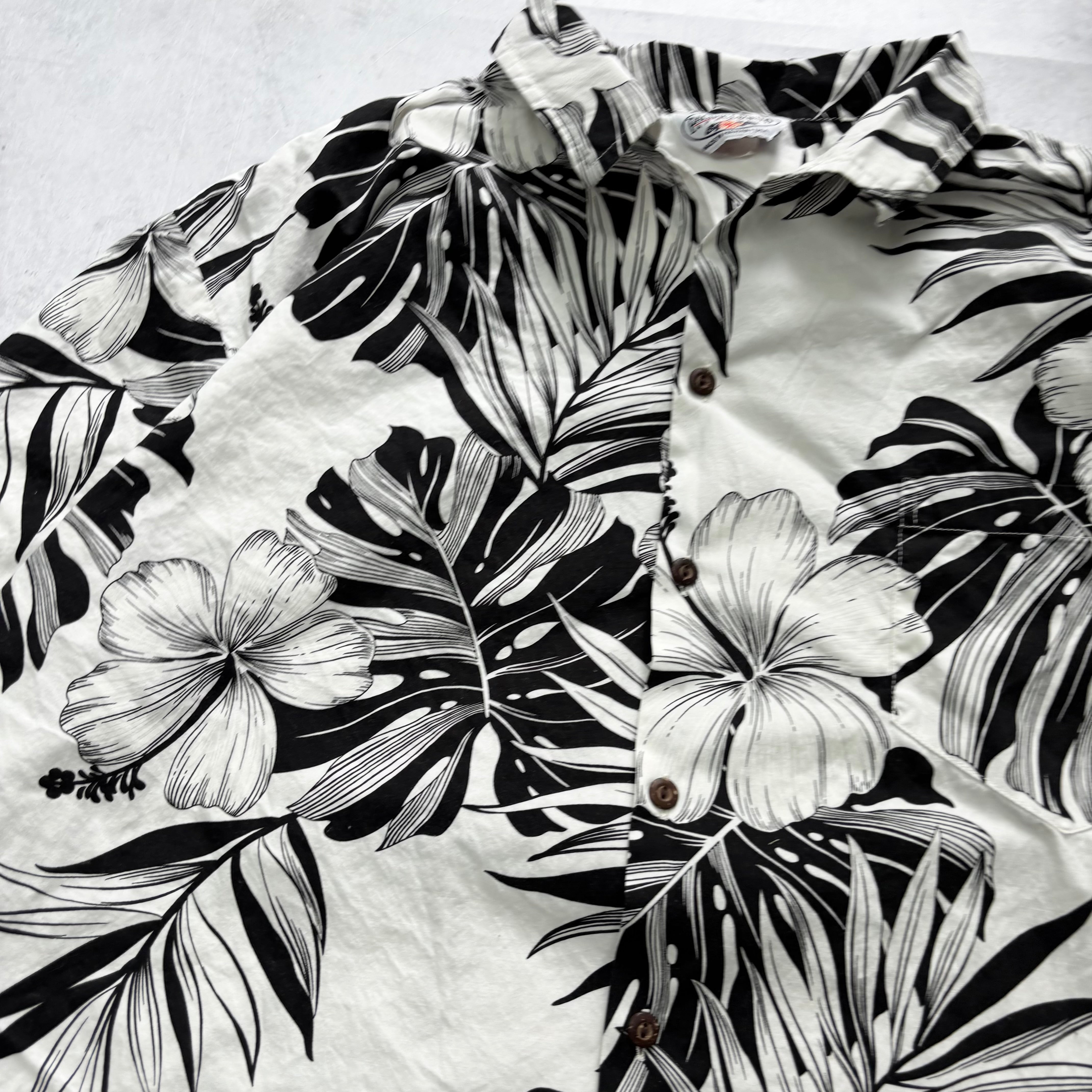 Vintage Hawaiian Shirt Mens XL White Floral Aloha Short Sleeve Cotton (E)