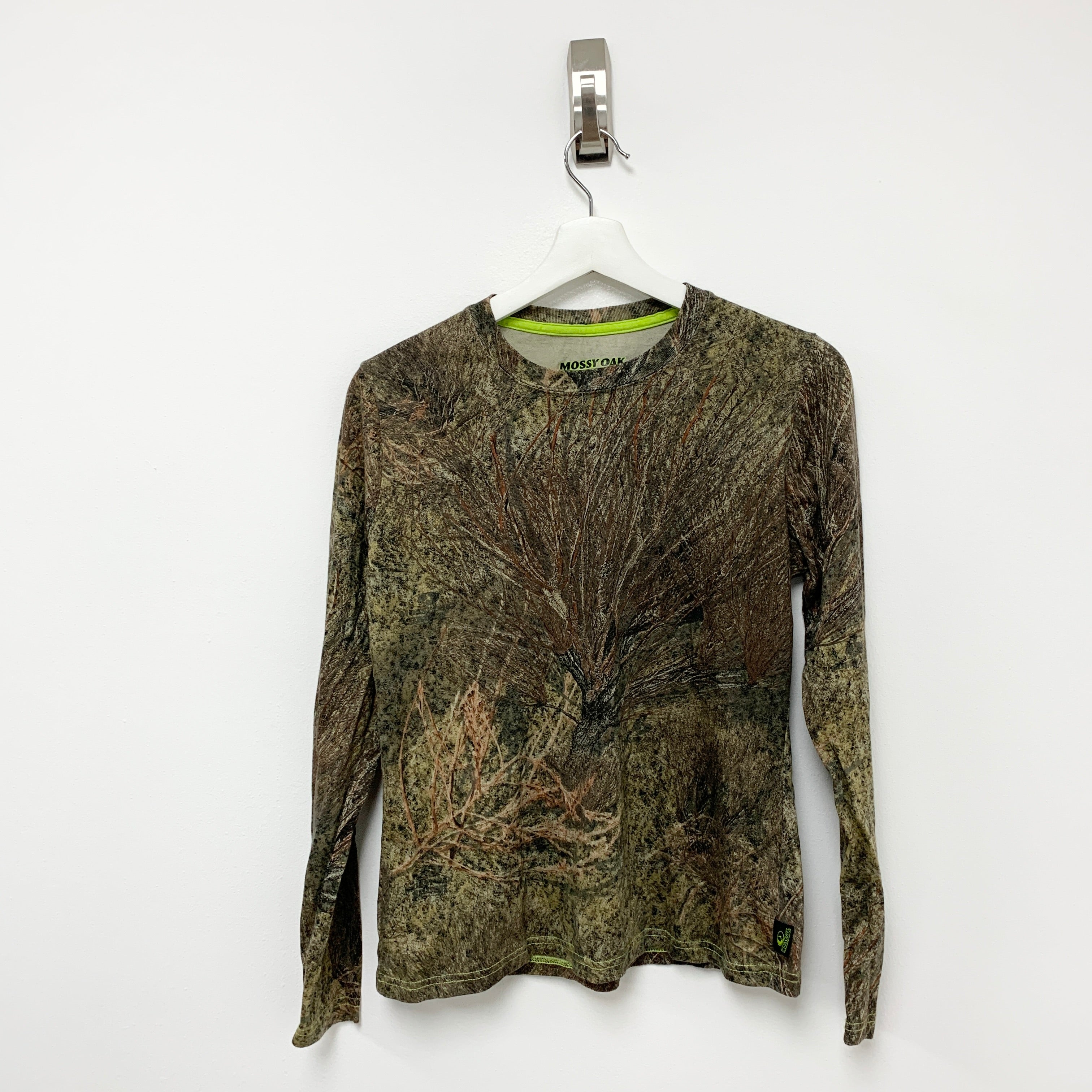 Vintage Women's RealTree Camo USA Hunting Longsleeve T Shirt Small