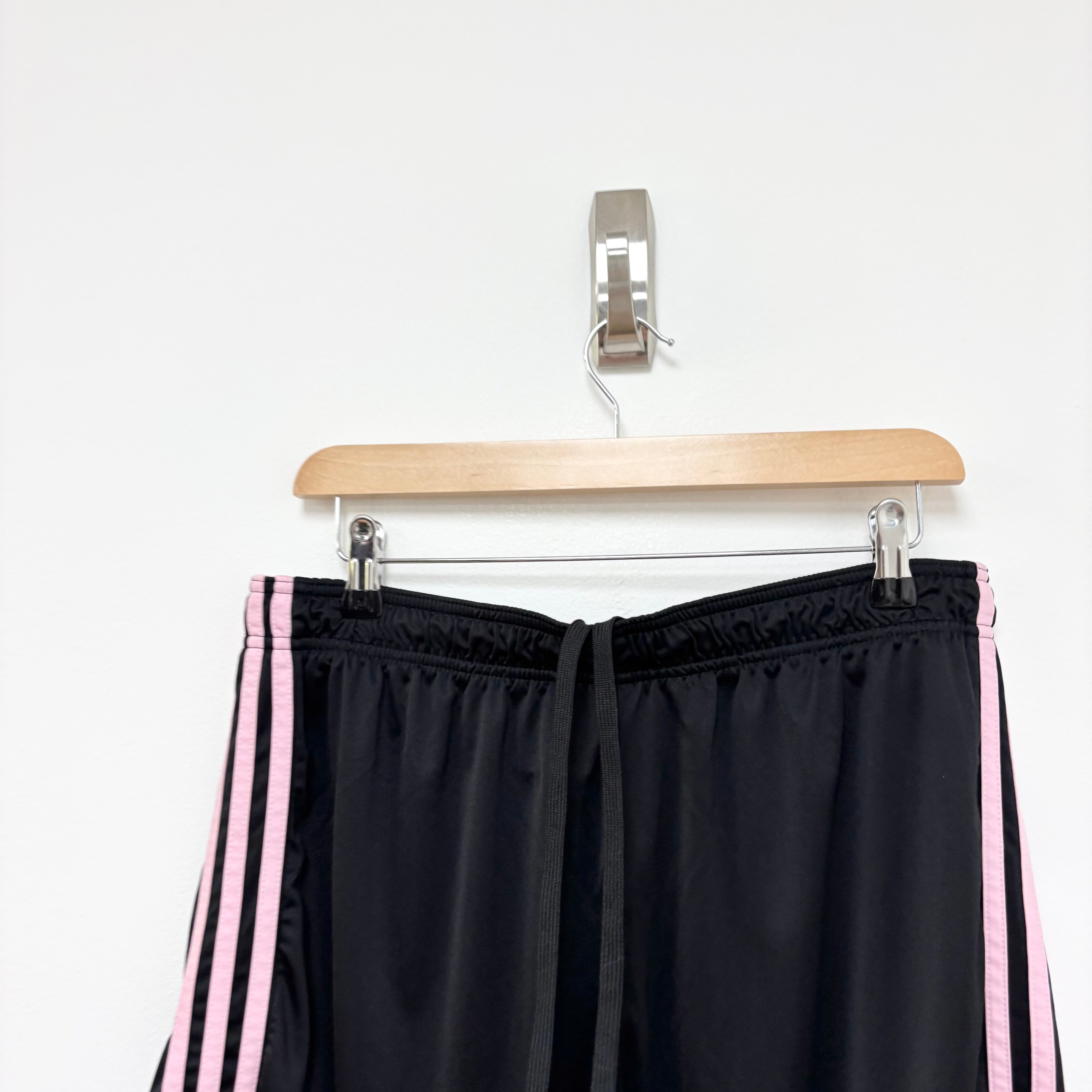 Adidas Shorts Womens XXL Black Sports Running Gym Athletic Aeroready (E)