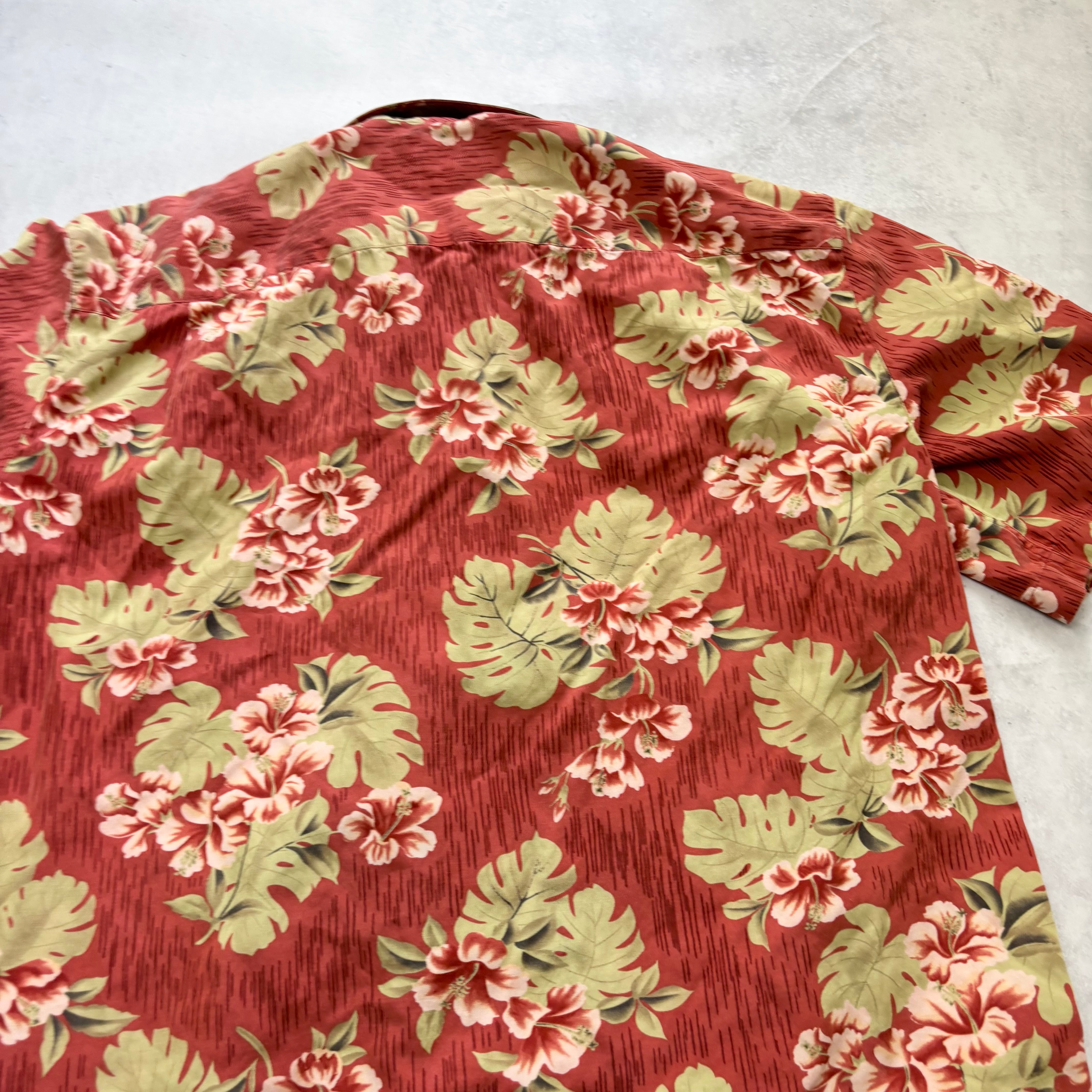 Hawaiian Shirt Mens XL Red Floral Aloha Short Sleeve Silk Blend Funky (E)