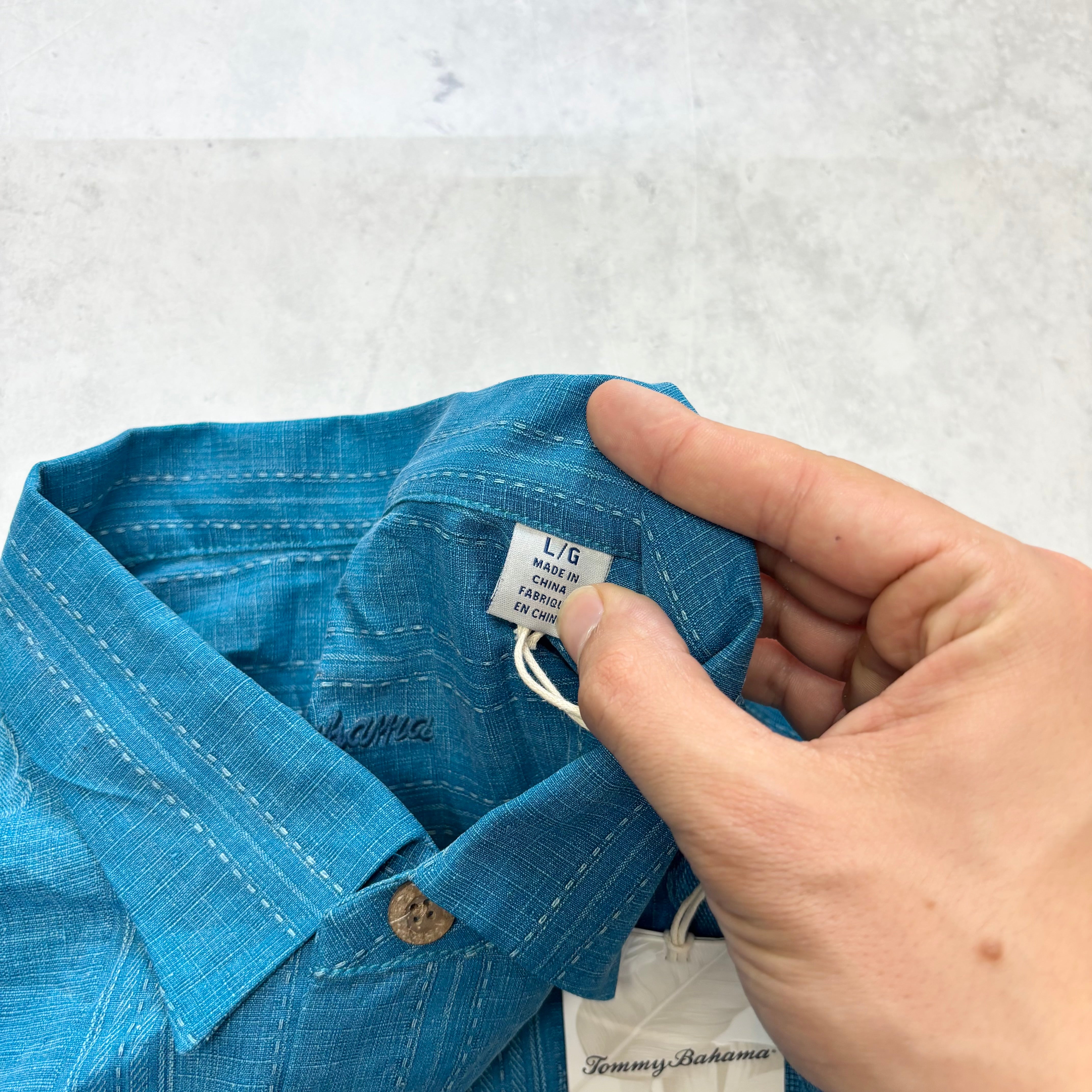 Tommy Bahama Hawaiian Shirt Mens Large Blue Silk Floral Aloha Short Sleeve (E)