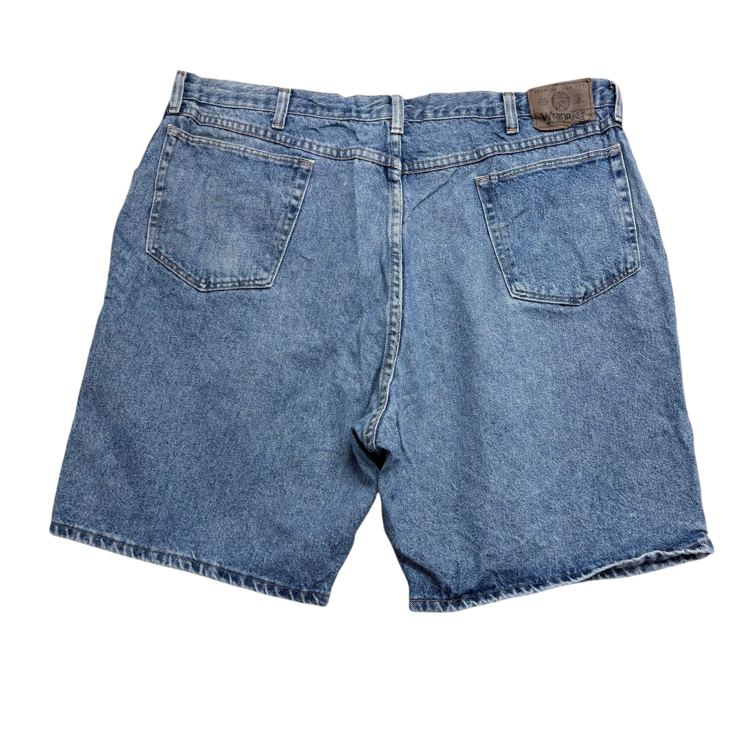 Vintage Wrangler Jorts W40 Mens Denim Shorts Light Blue Baggy Relaxed Fit (E)