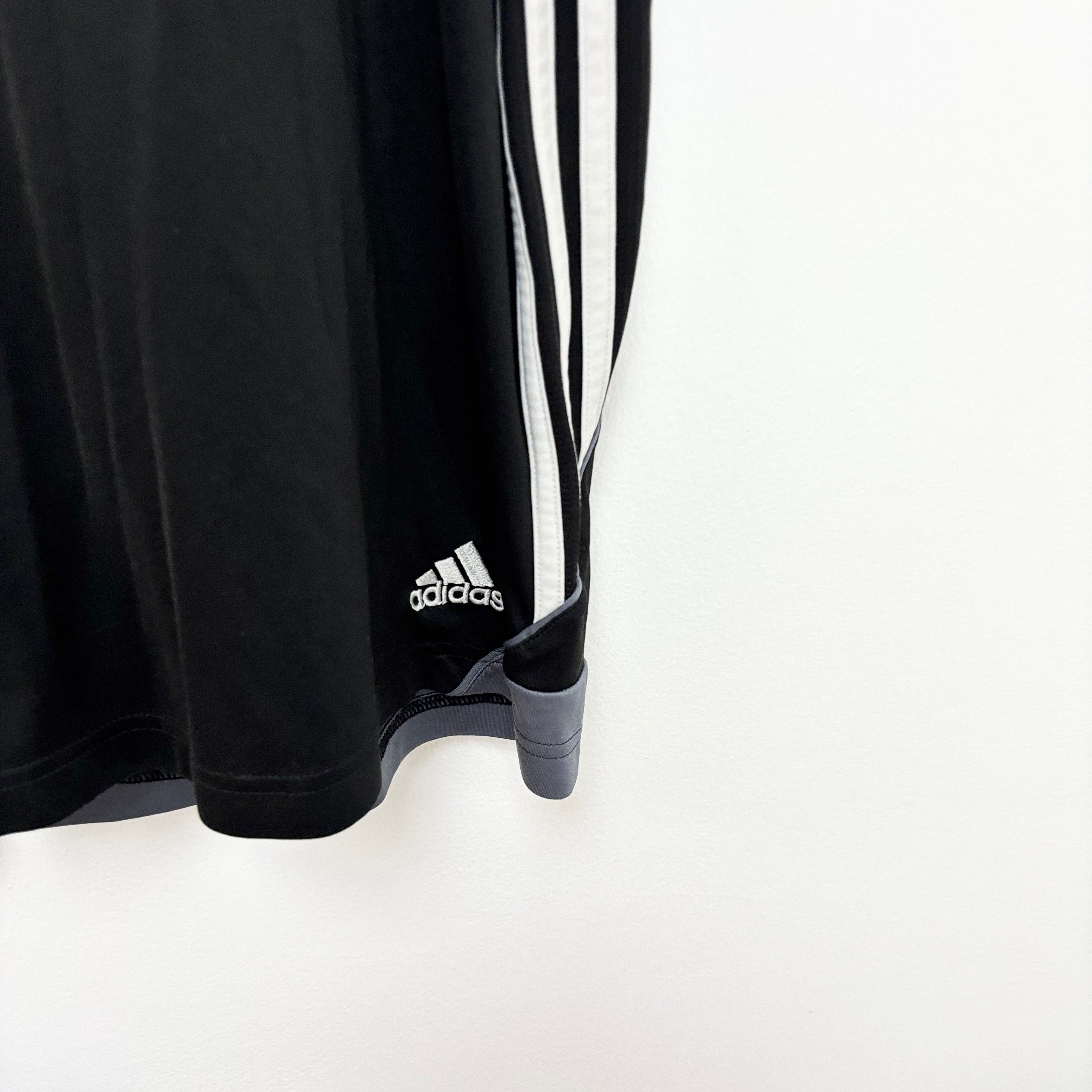 Adidas Shorts Mens XL Black Sports Running Gym Athletic Pockets (E)